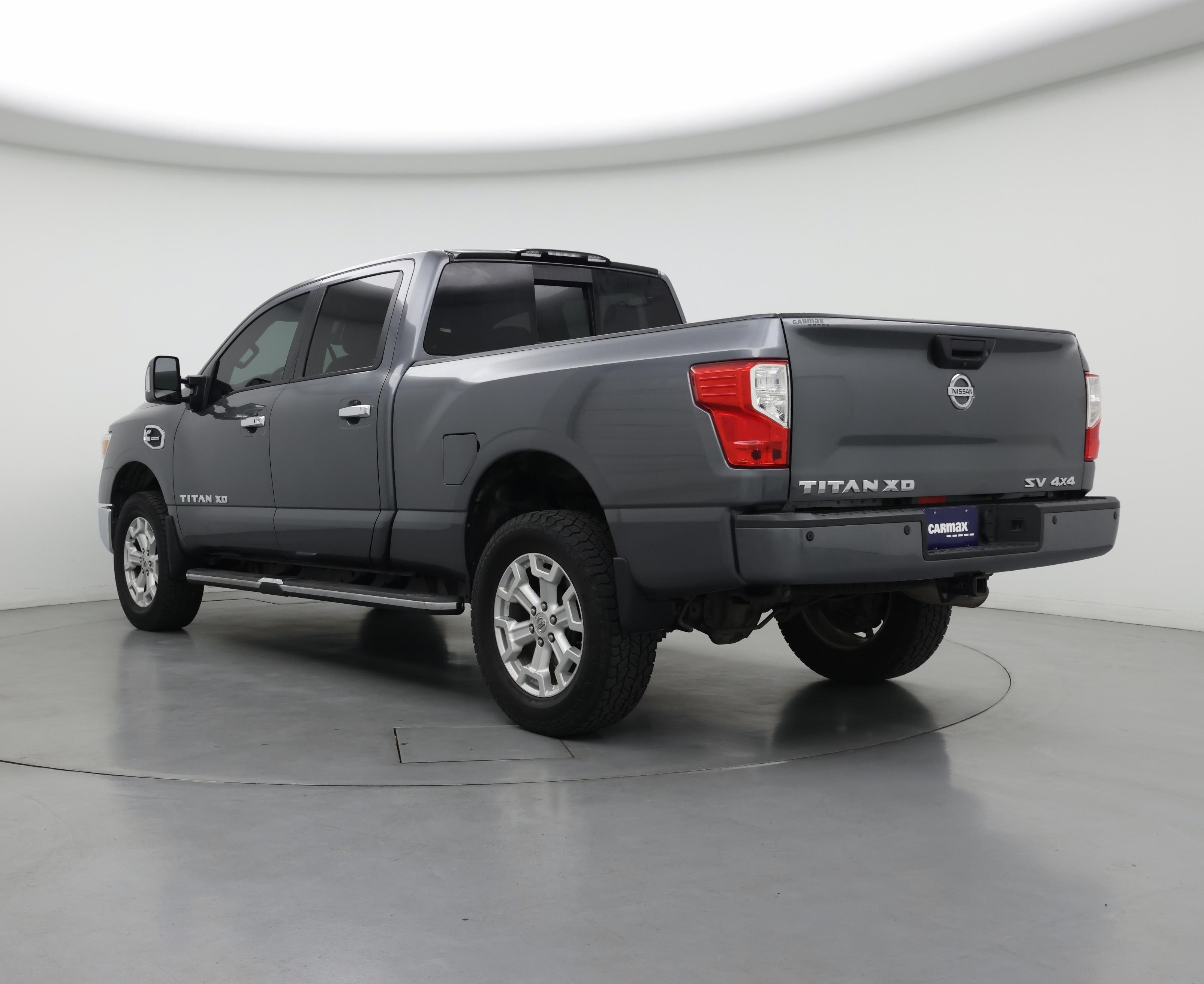 Thumbnail: 2017 Nissan Titan - 2