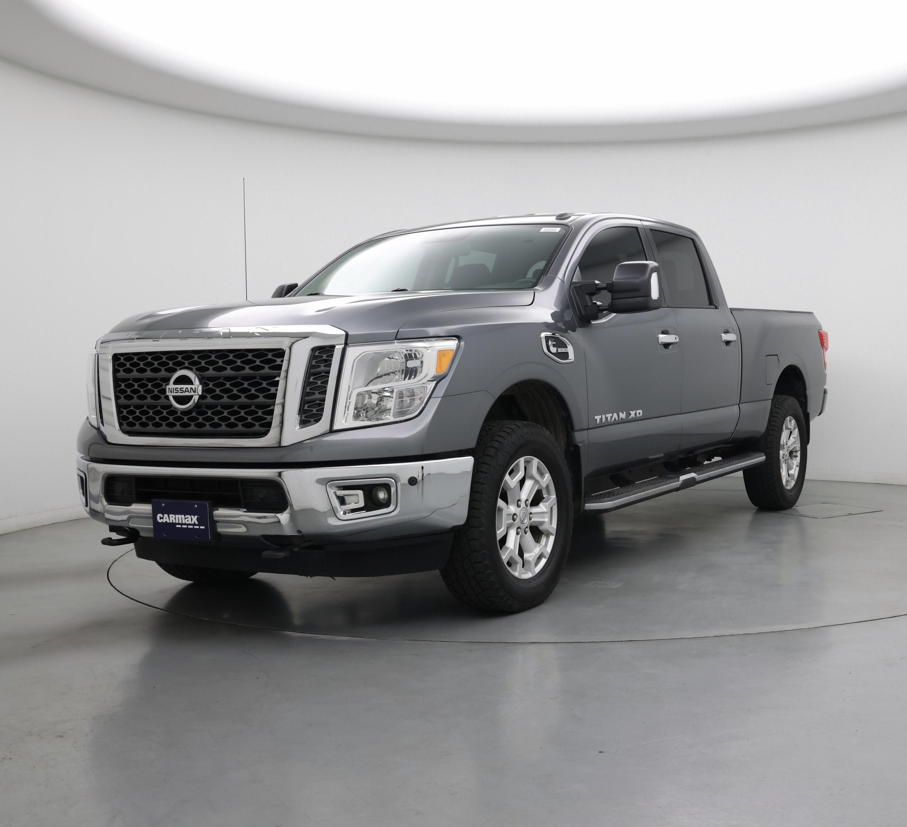 Thumbnail: 2017 Nissan Titan - 4