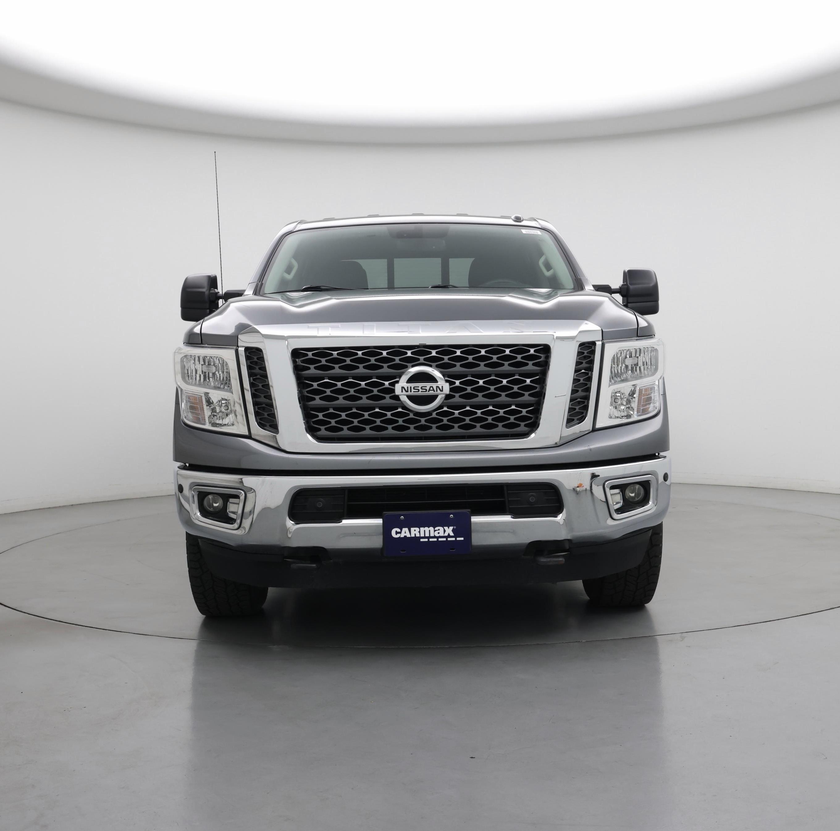 Thumbnail: 2017 Nissan Titan - 5