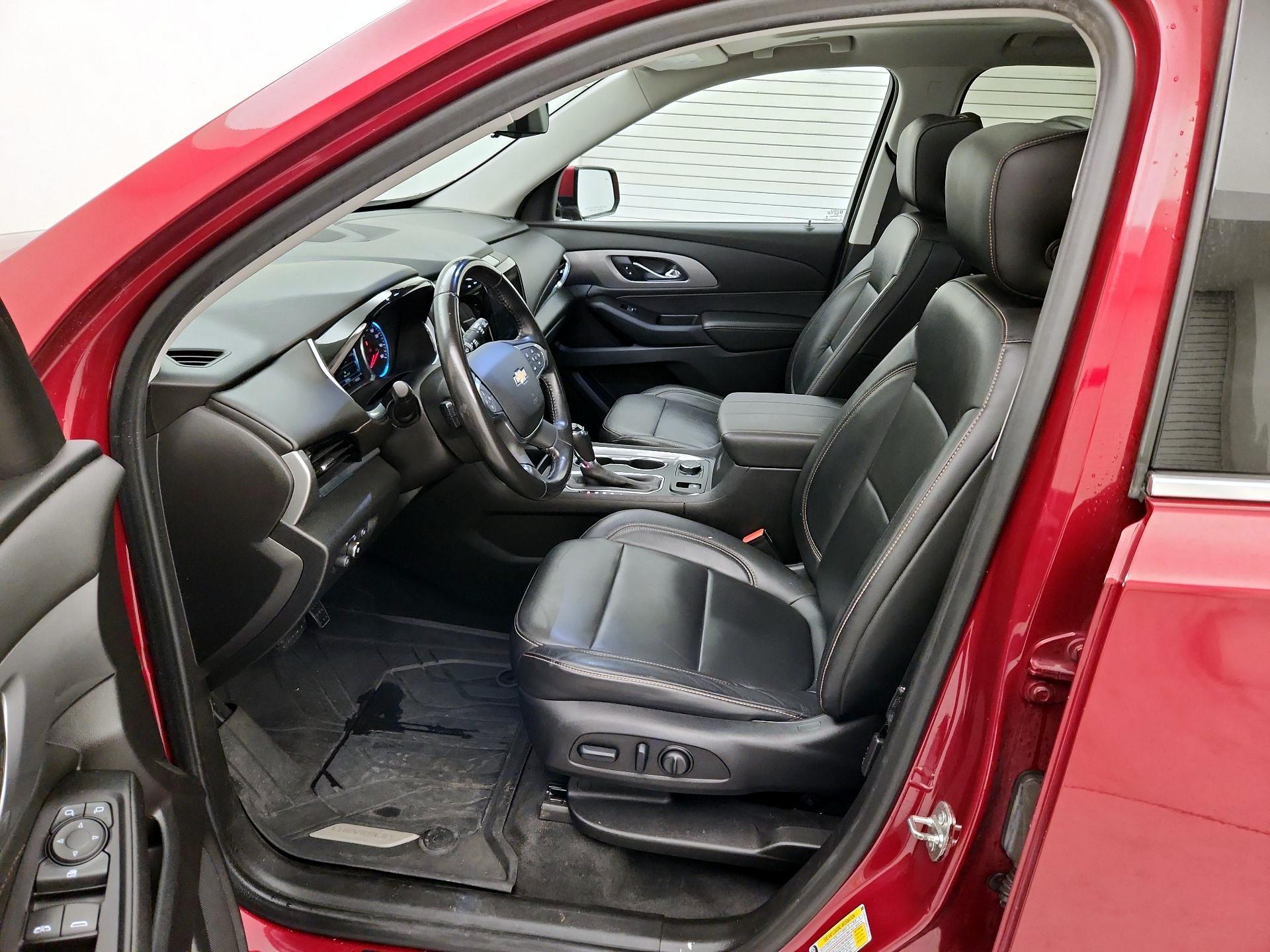 Thumbnail: 2019 Chevrolet Traverse - 11