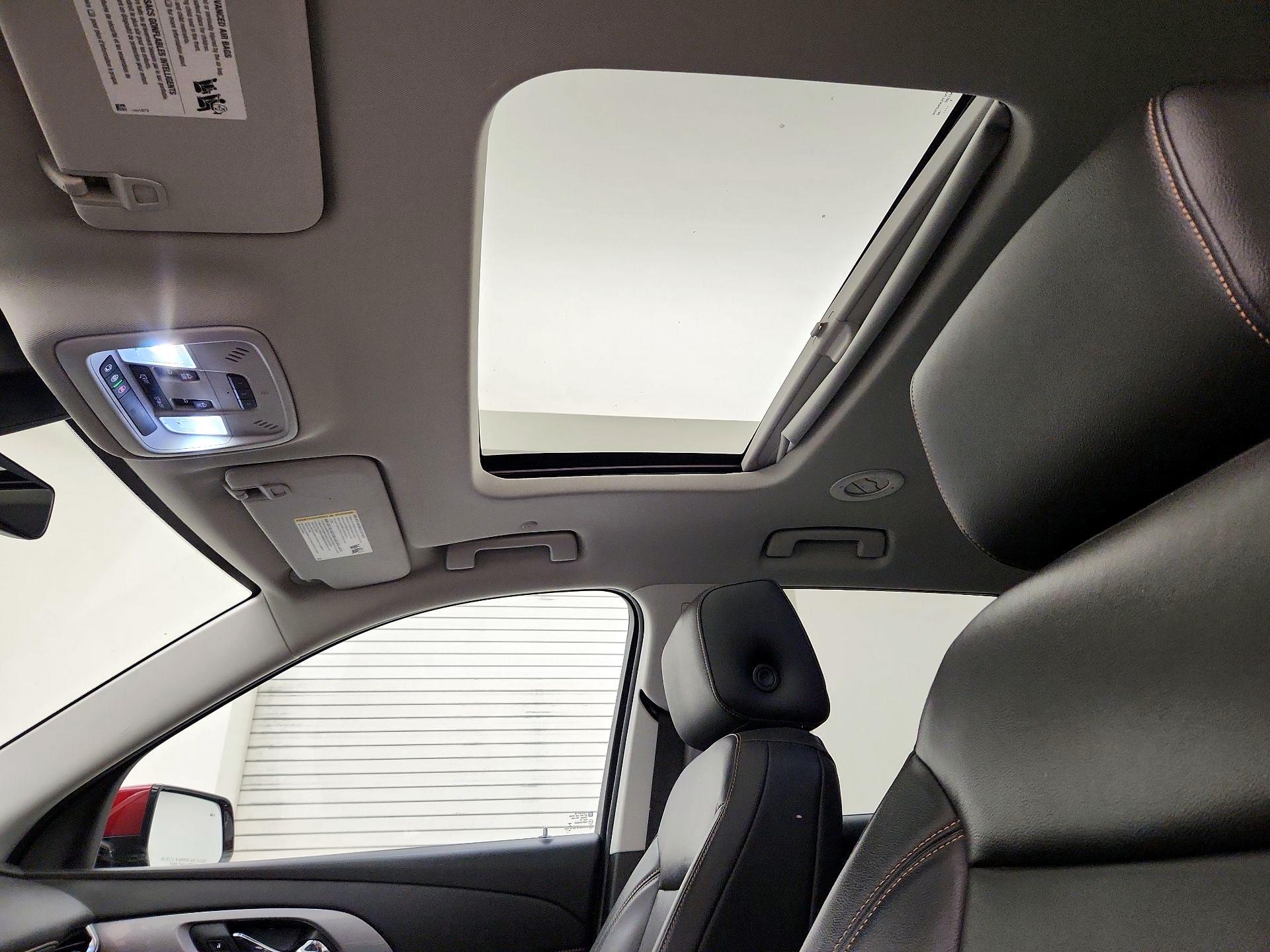 Thumbnail: 2019 Chevrolet Traverse - 20