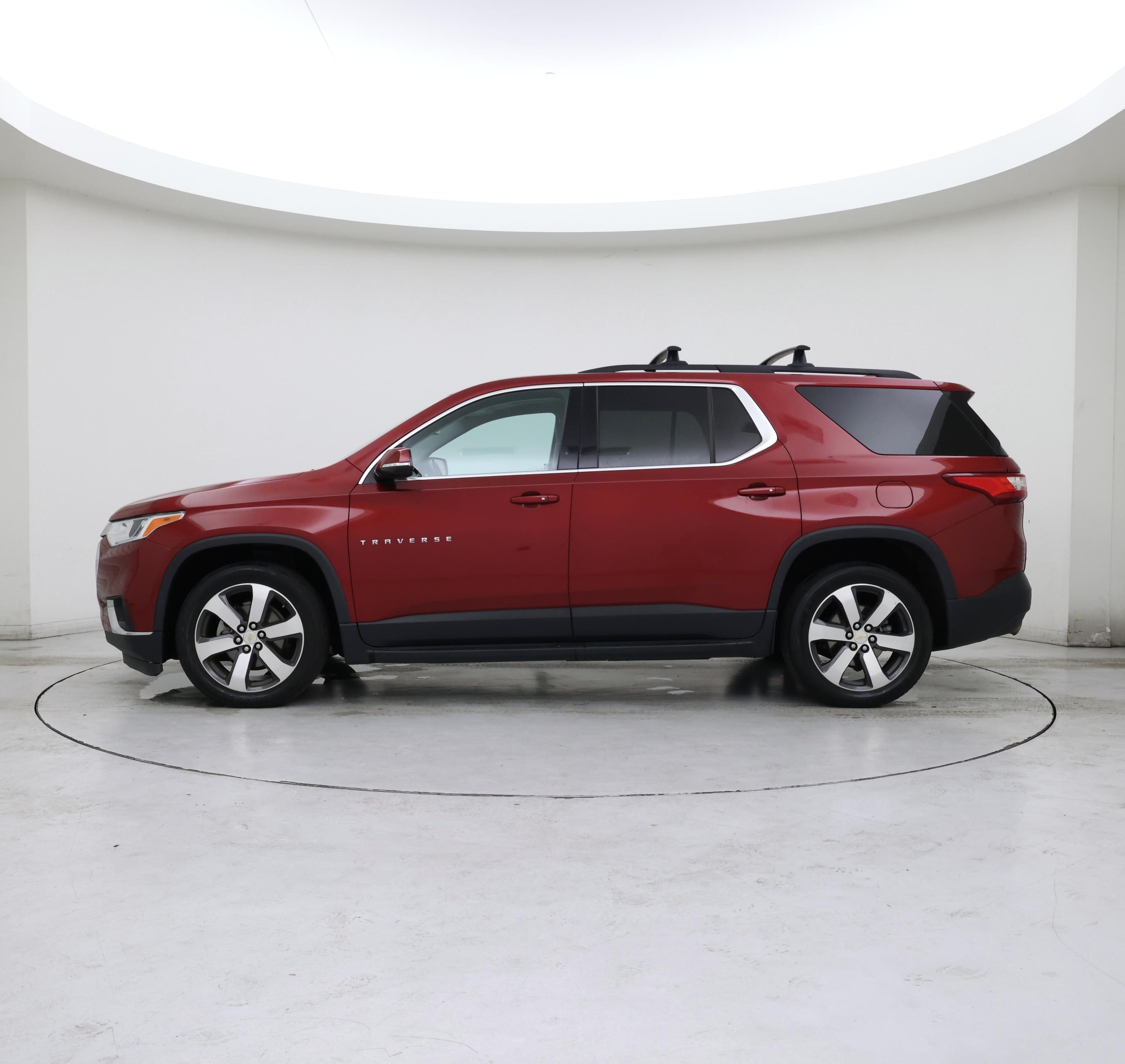 Thumbnail: 2019 Chevrolet Traverse - 3
