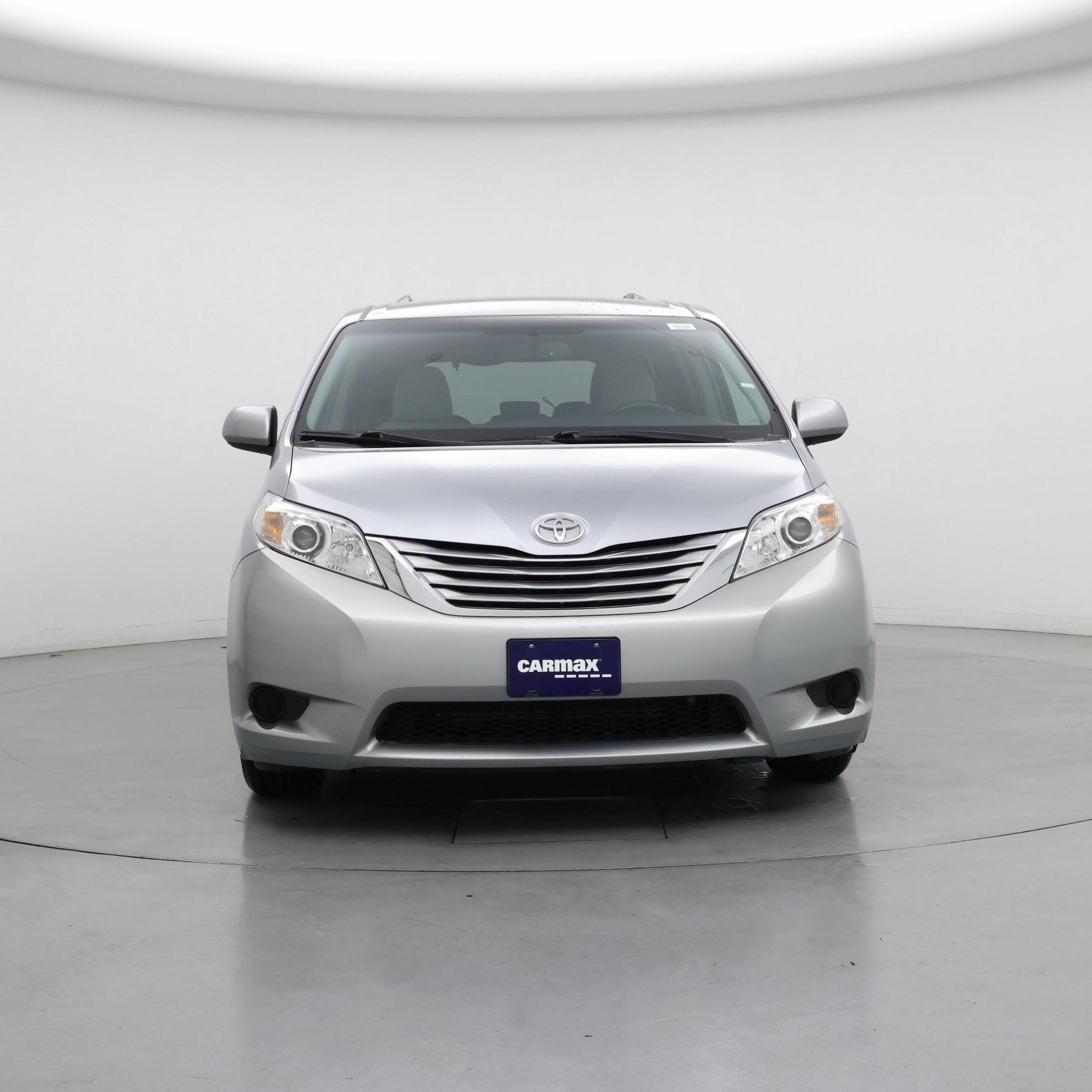 Thumbnail: 2017 Toyota Sienna - 5