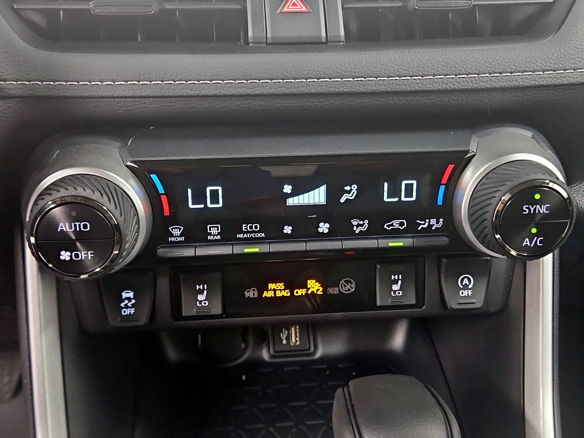 Thumbnail: 2025 Toyota RAV4 - 16