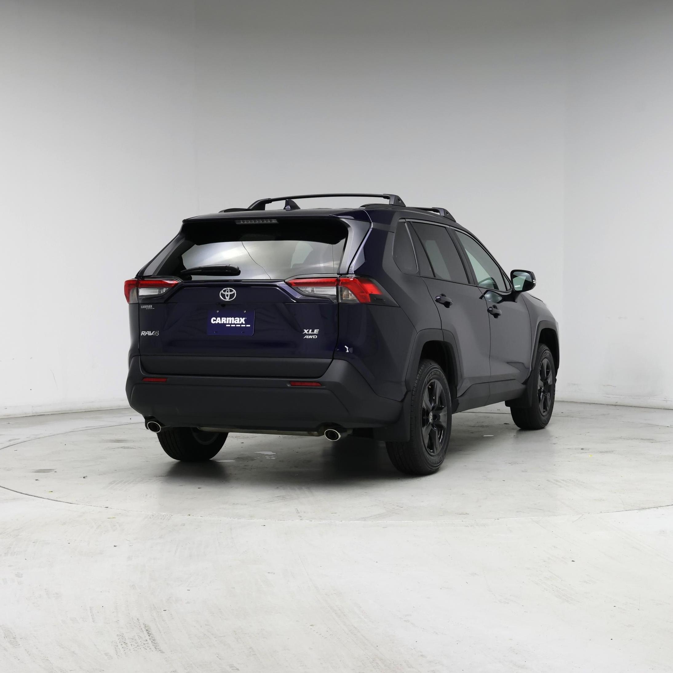 Thumbnail: 2025 Toyota RAV4 - 8