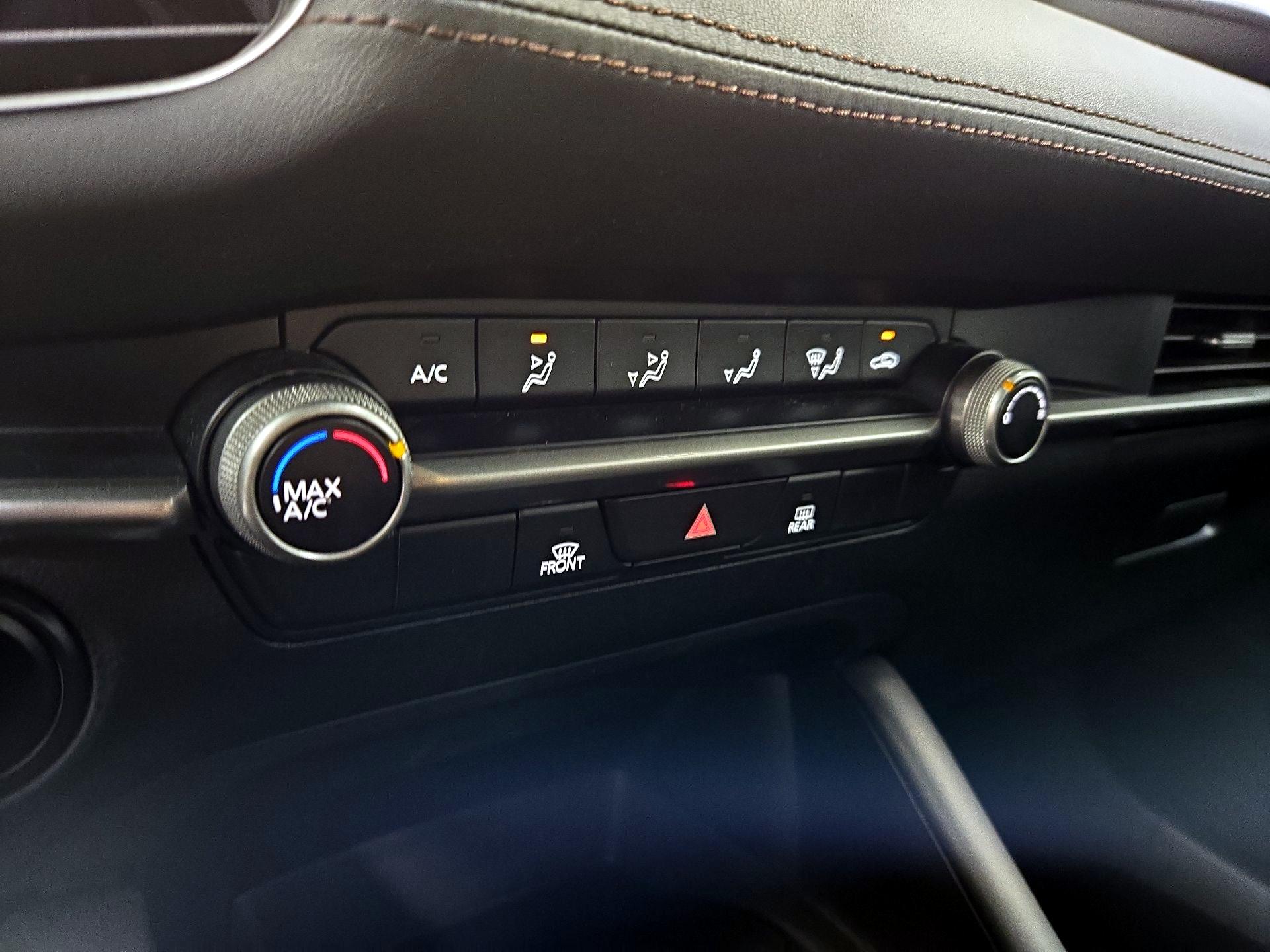 Thumbnail: 2021 Mazda Mazda3 - 16