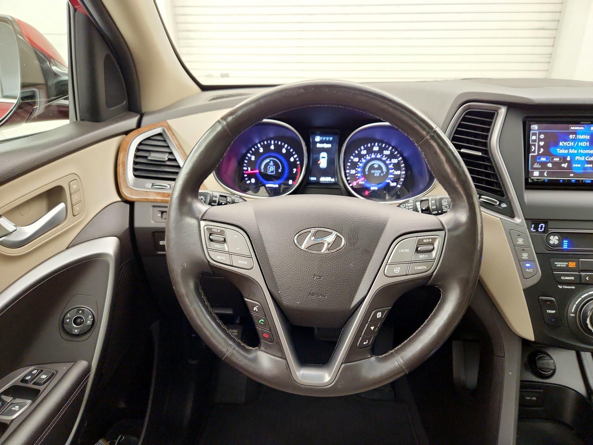 Thumbnail: 2015 Hyundai Santa Fe - 10