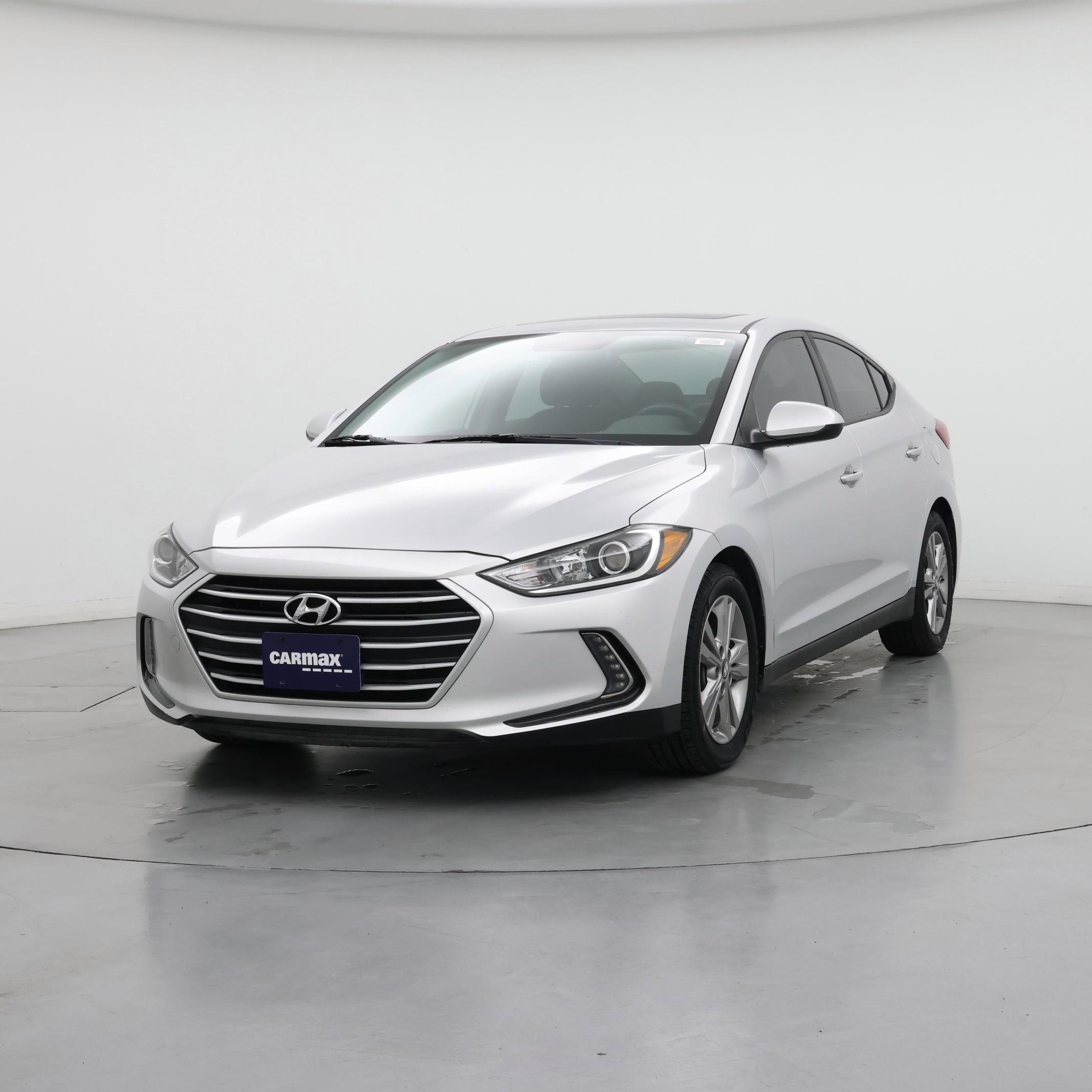 Thumbnail: 2017 Hyundai Elantra - 4