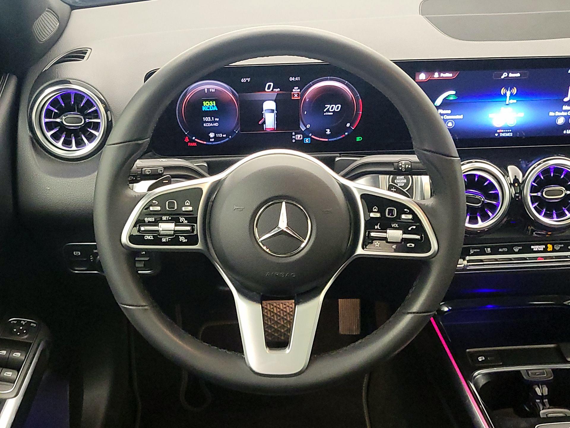Thumbnail: 2023 Mercedes-Benz GLB - 10