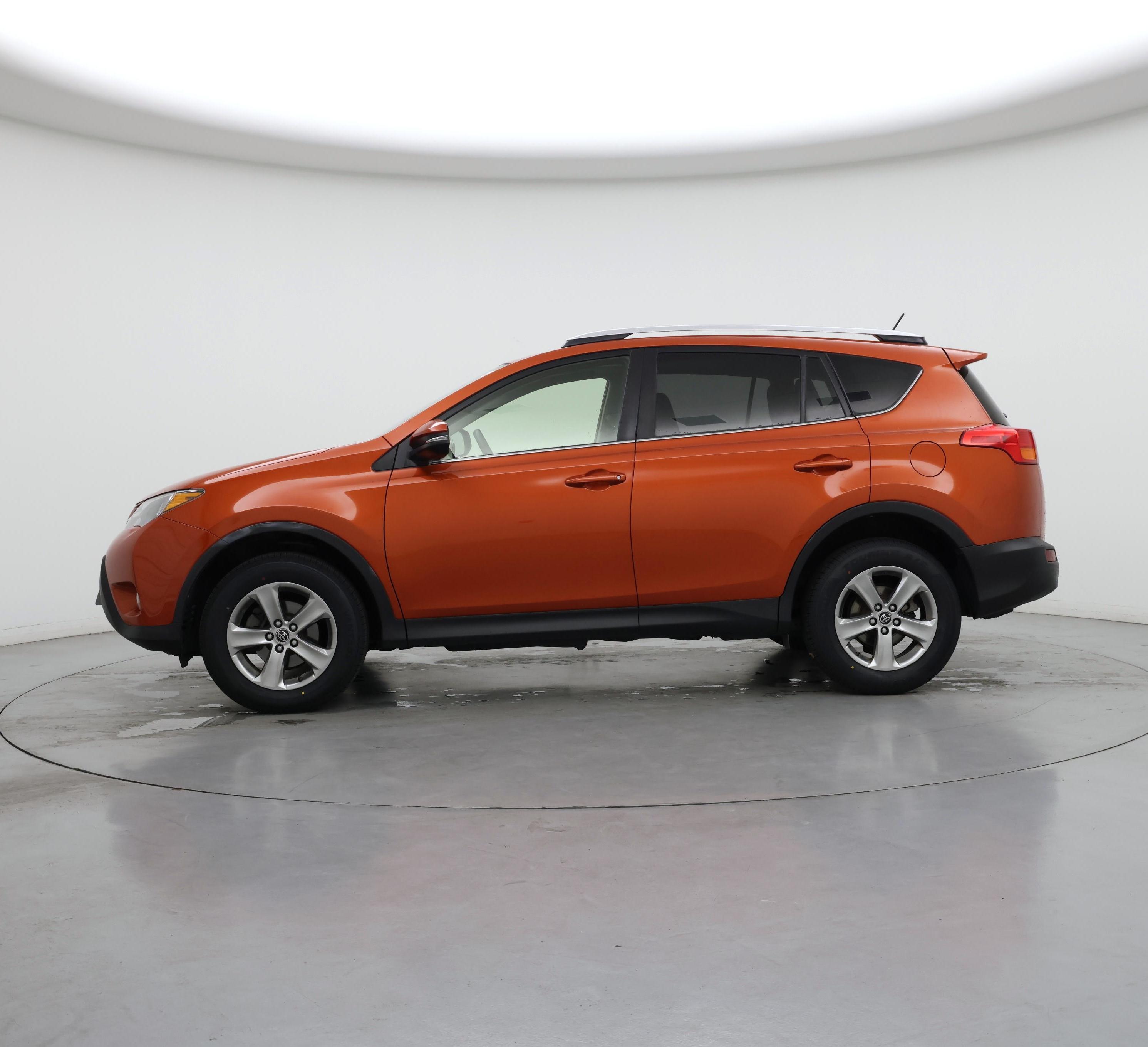 Thumbnail: 2015 Toyota RAV4 - 3