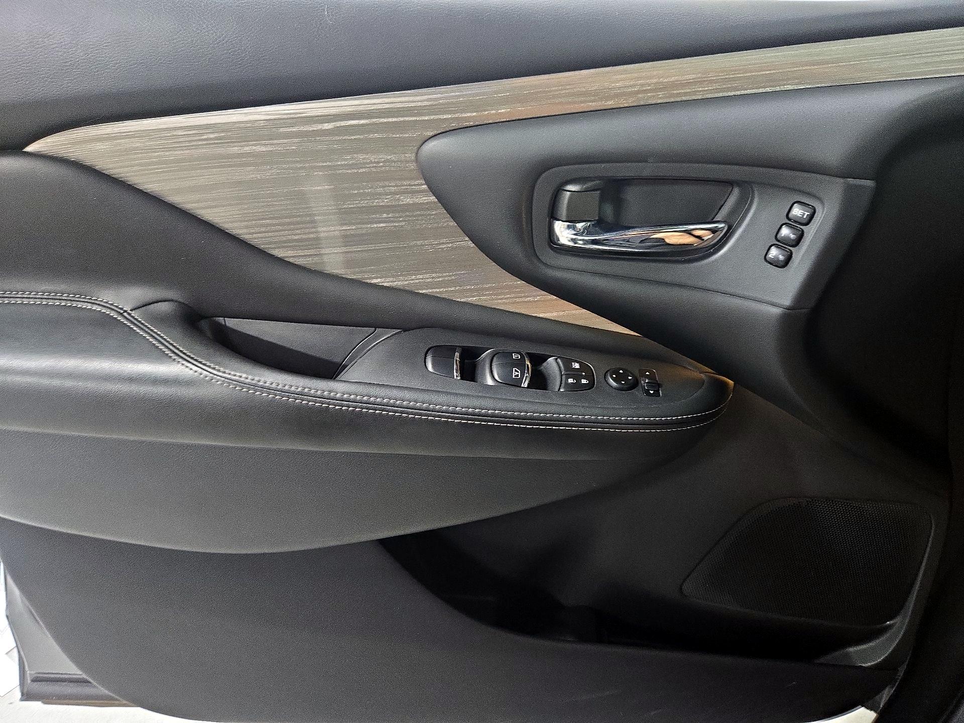 Thumbnail: 2018 Nissan Murano - 12