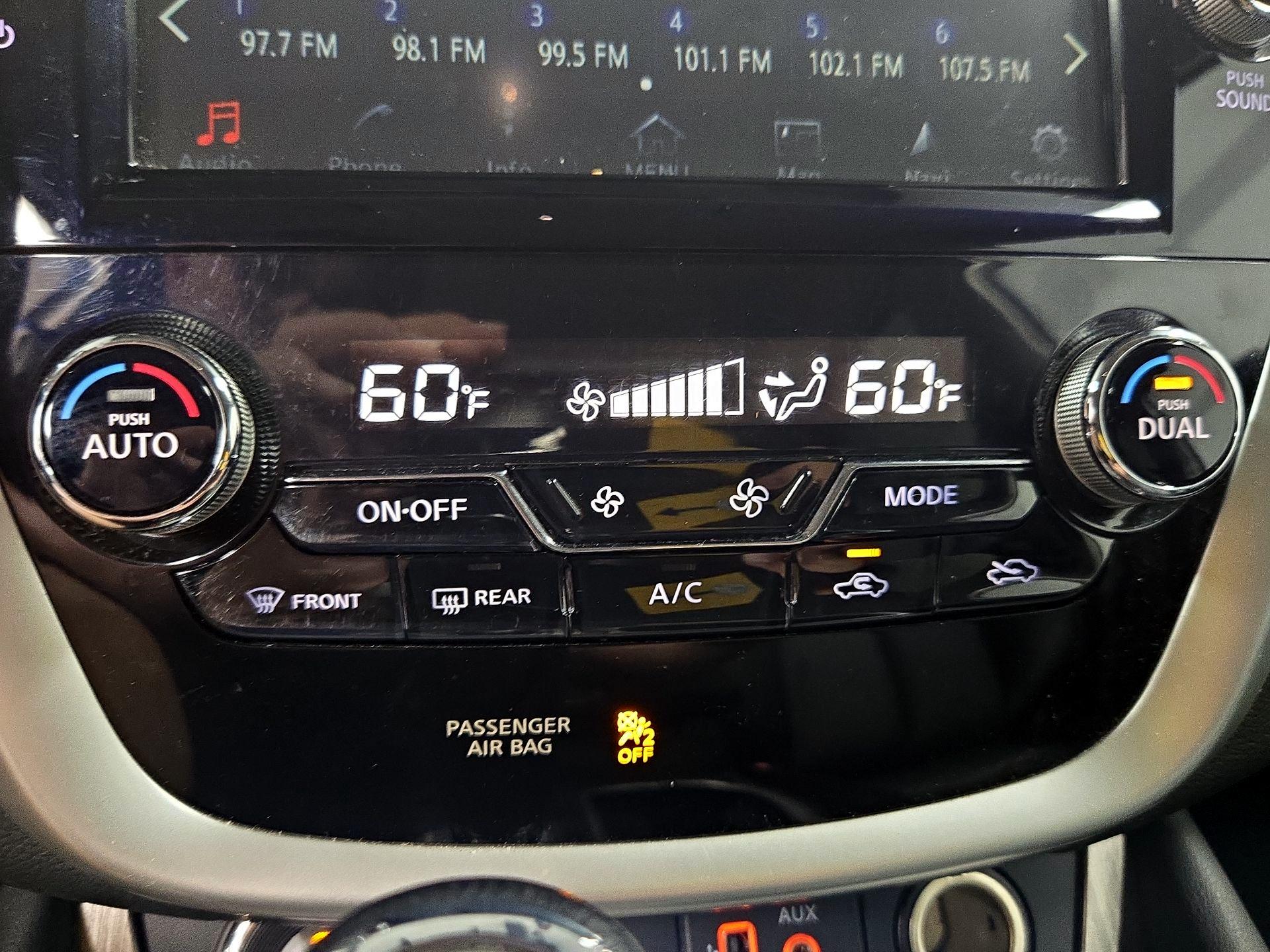 Thumbnail: 2018 Nissan Murano - 17