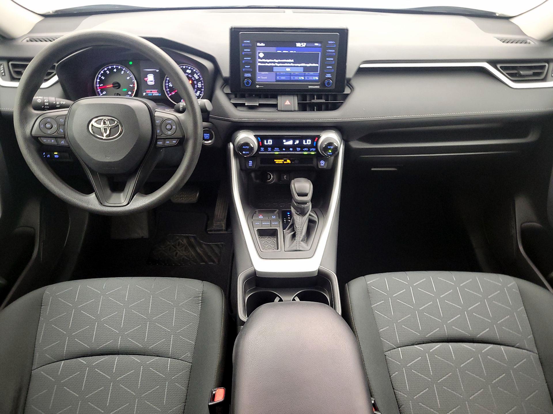 Thumbnail: 2021 Toyota RAV4 - 9