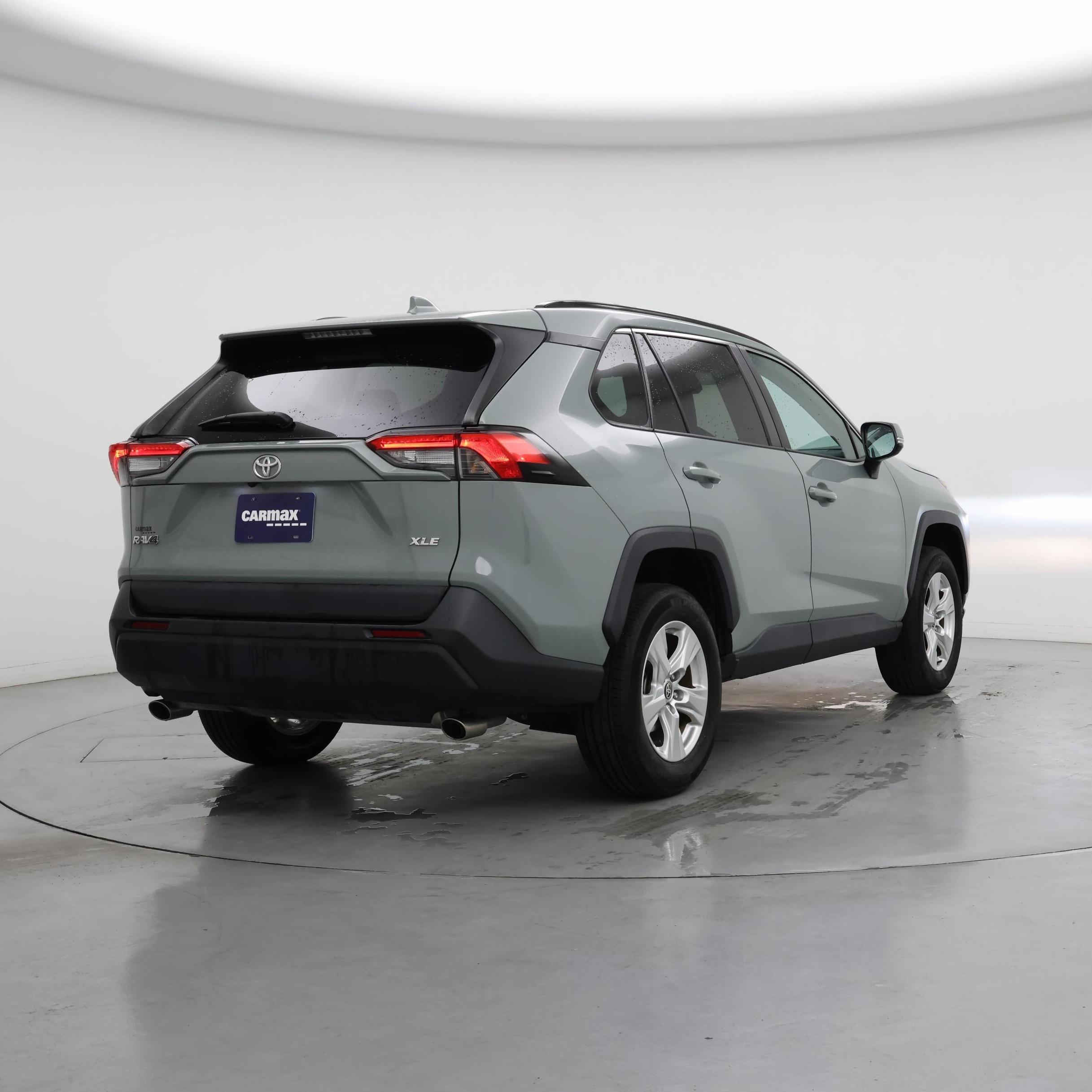Thumbnail: 2021 Toyota RAV4 - 8