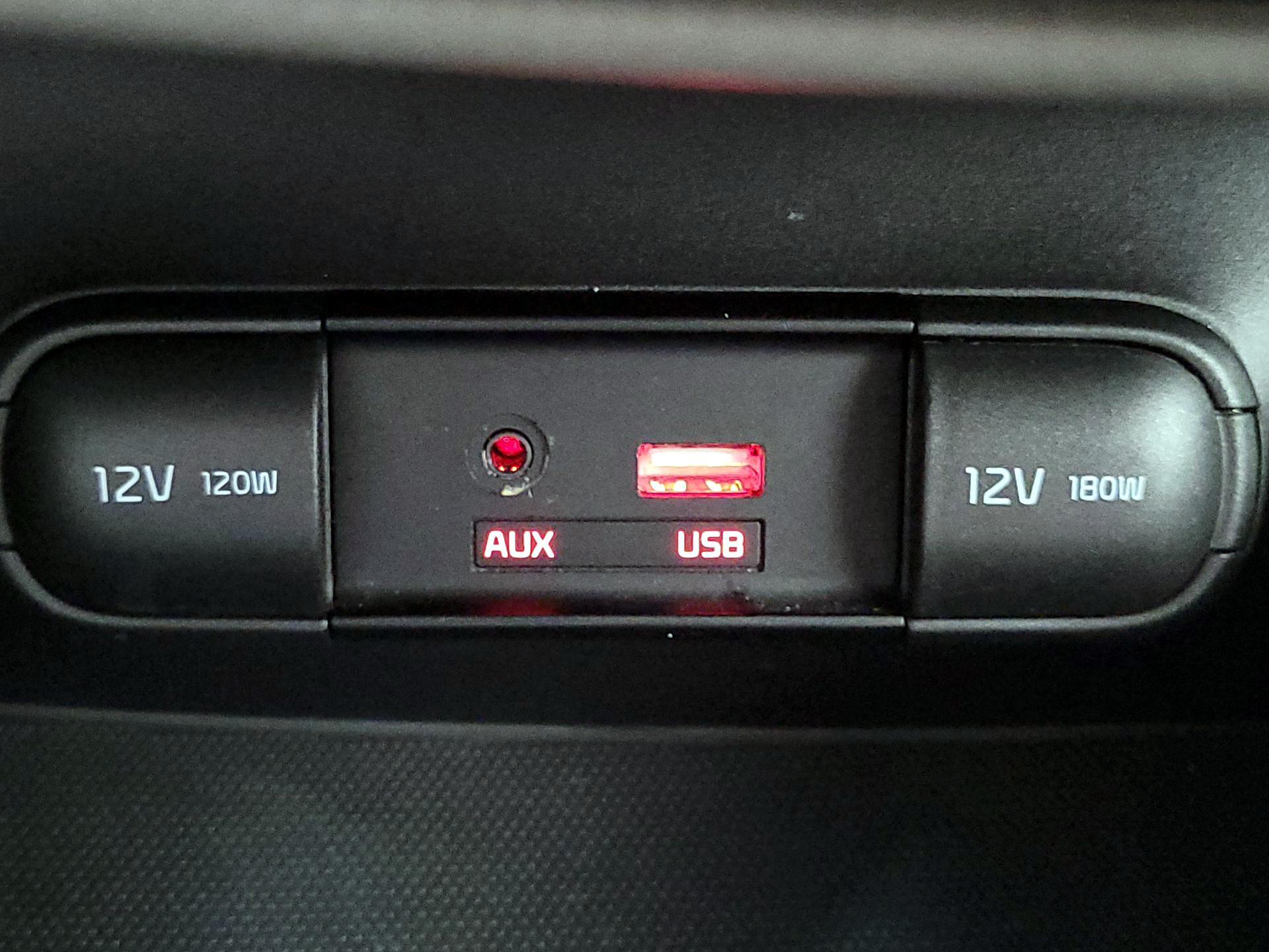 Thumbnail: 2016 Kia Soul - 19