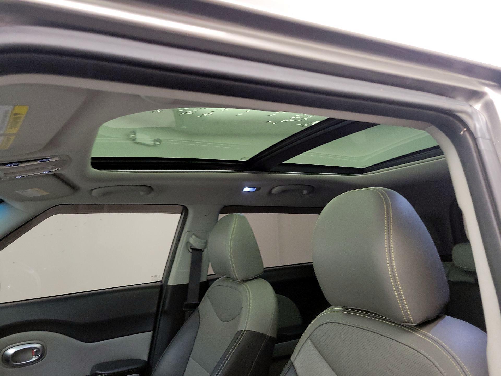 Thumbnail: 2016 Kia Soul - 20