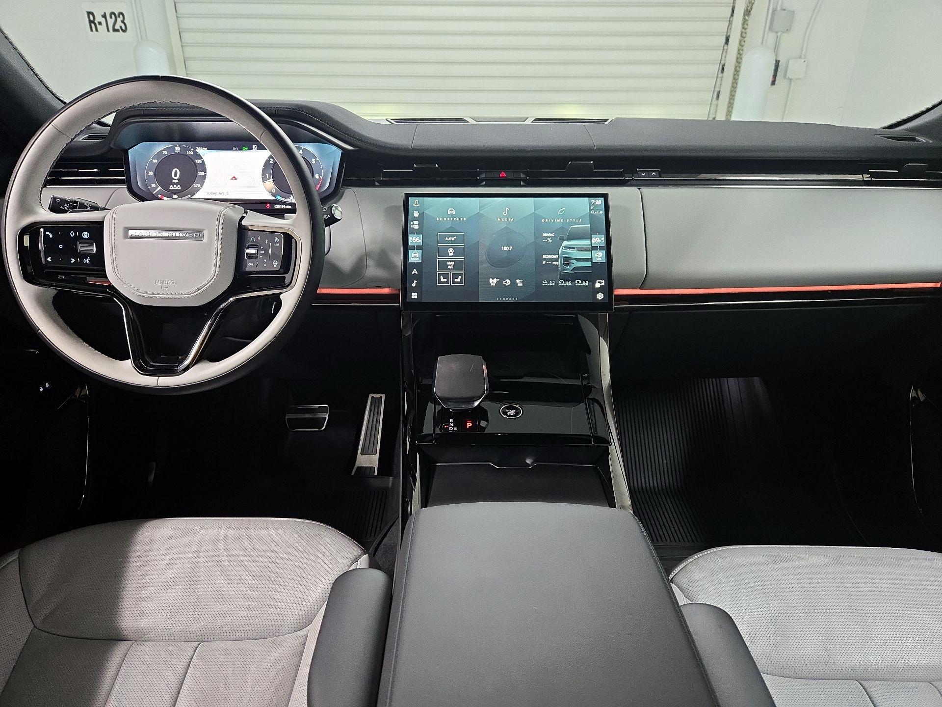 Thumbnail: 2024 Land Rover Range Rover Sport - 9