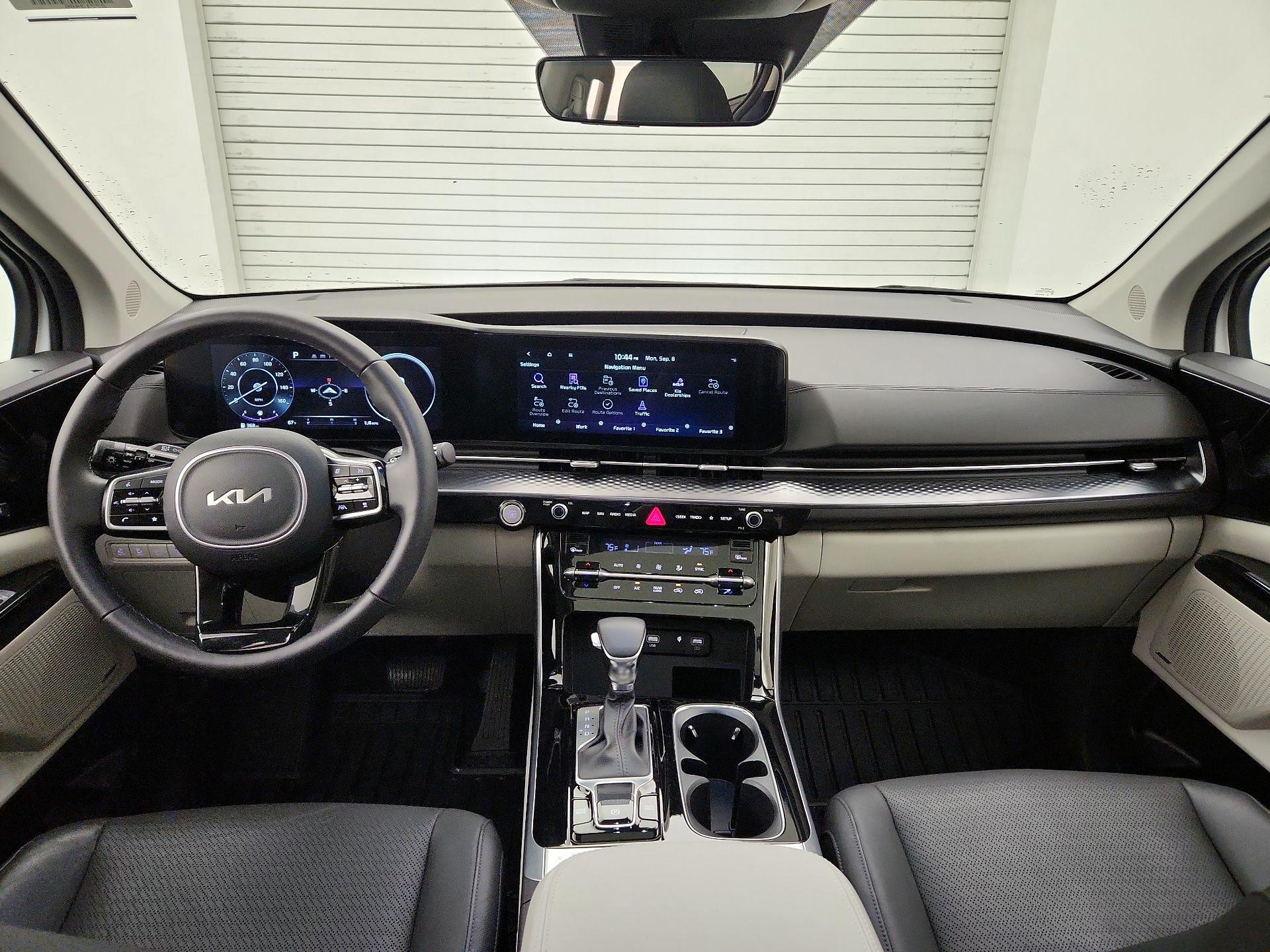 Thumbnail: 2024 Kia Carnival - 9