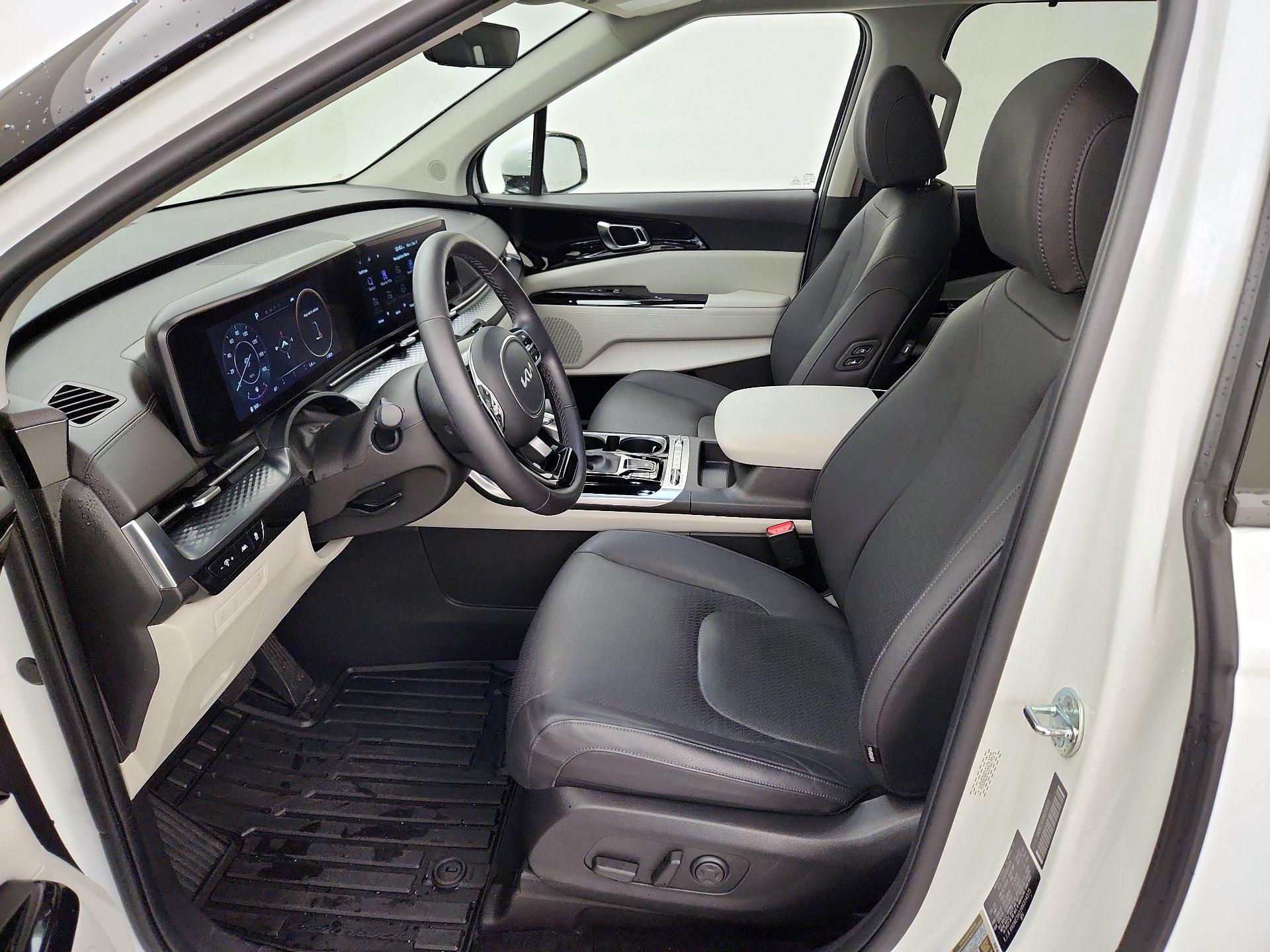 Thumbnail: 2024 Kia Carnival - 11