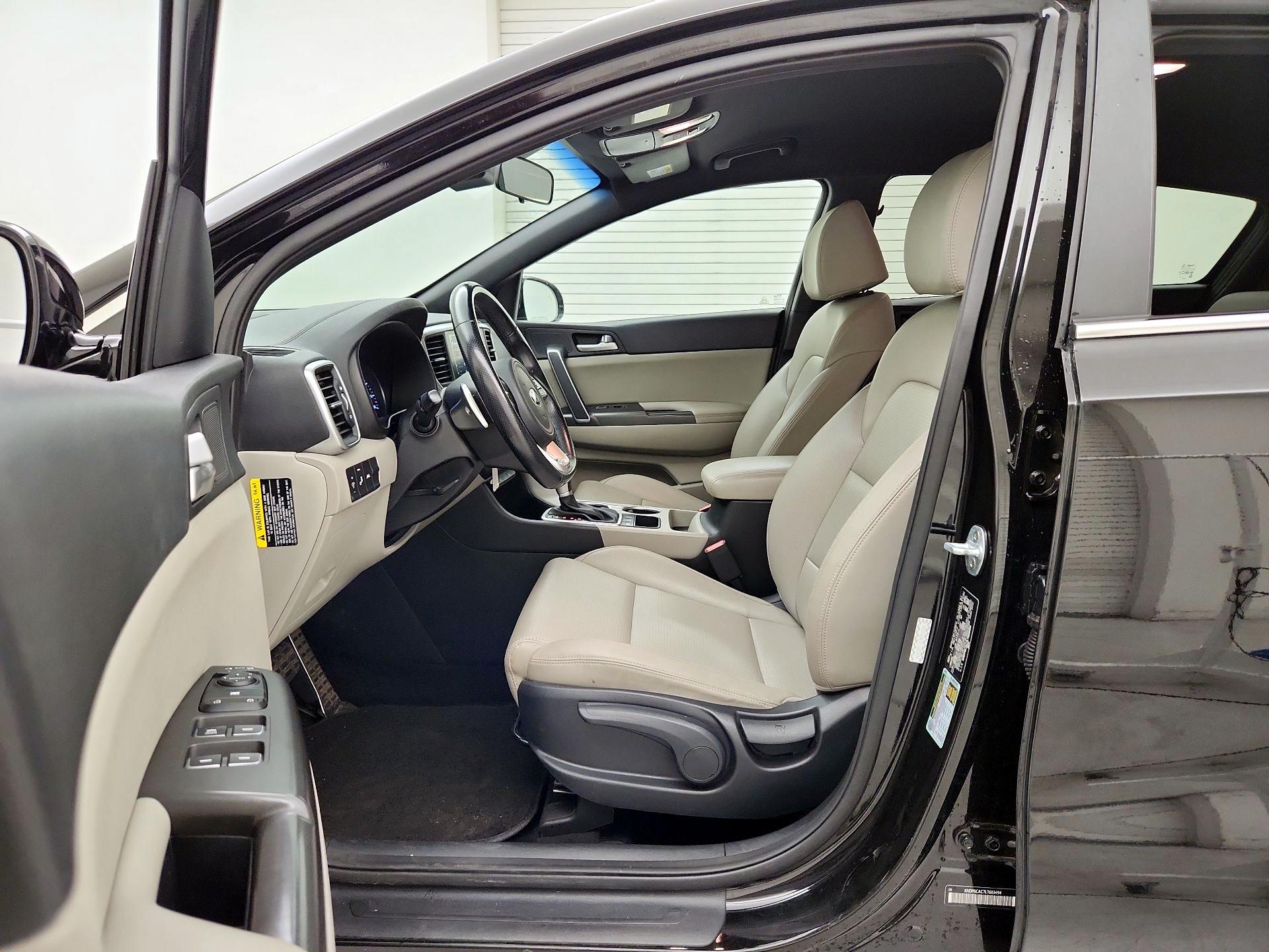 Thumbnail: 2020 Kia Sportage - 11