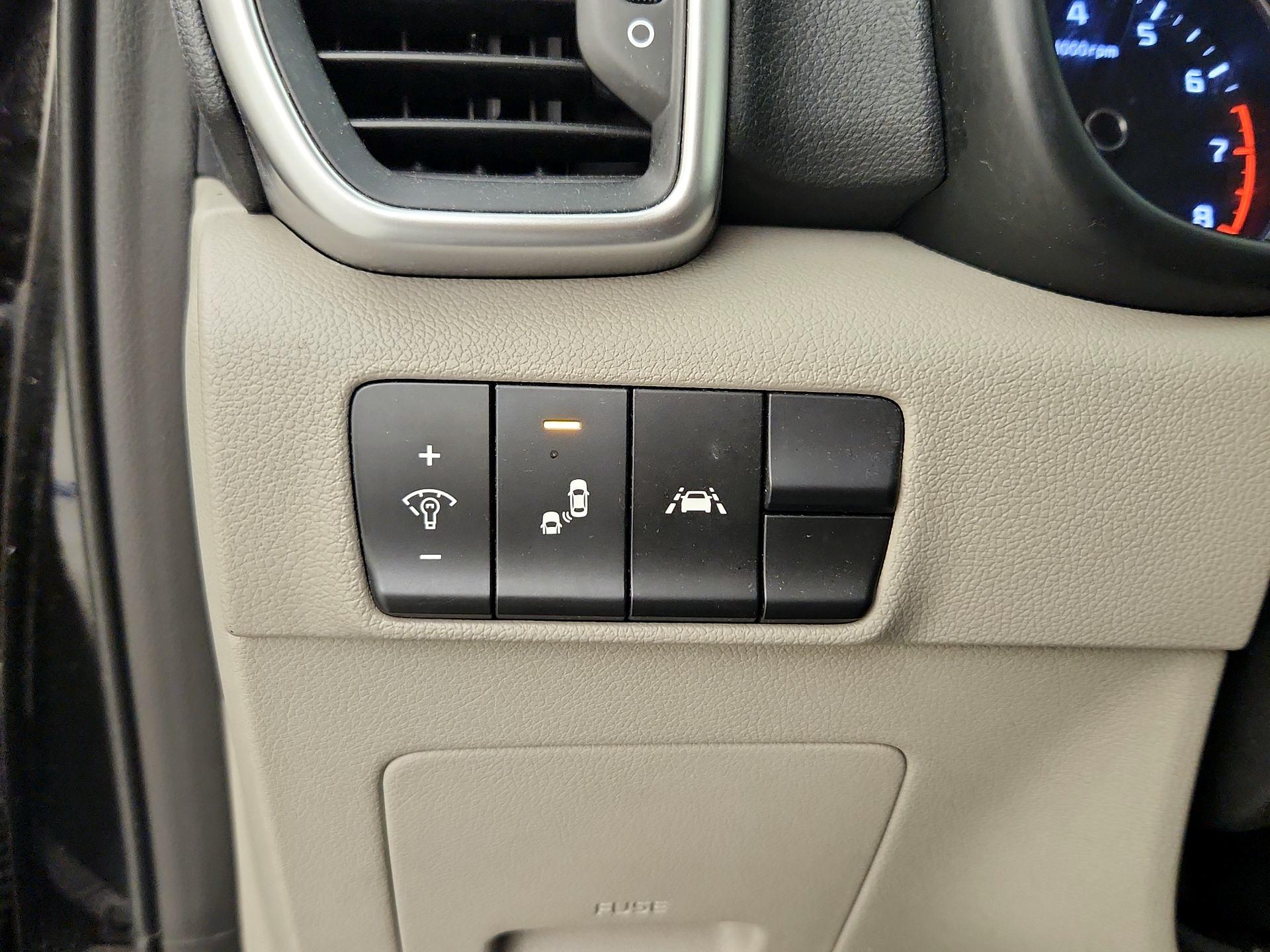 Thumbnail: 2020 Kia Sportage - 13