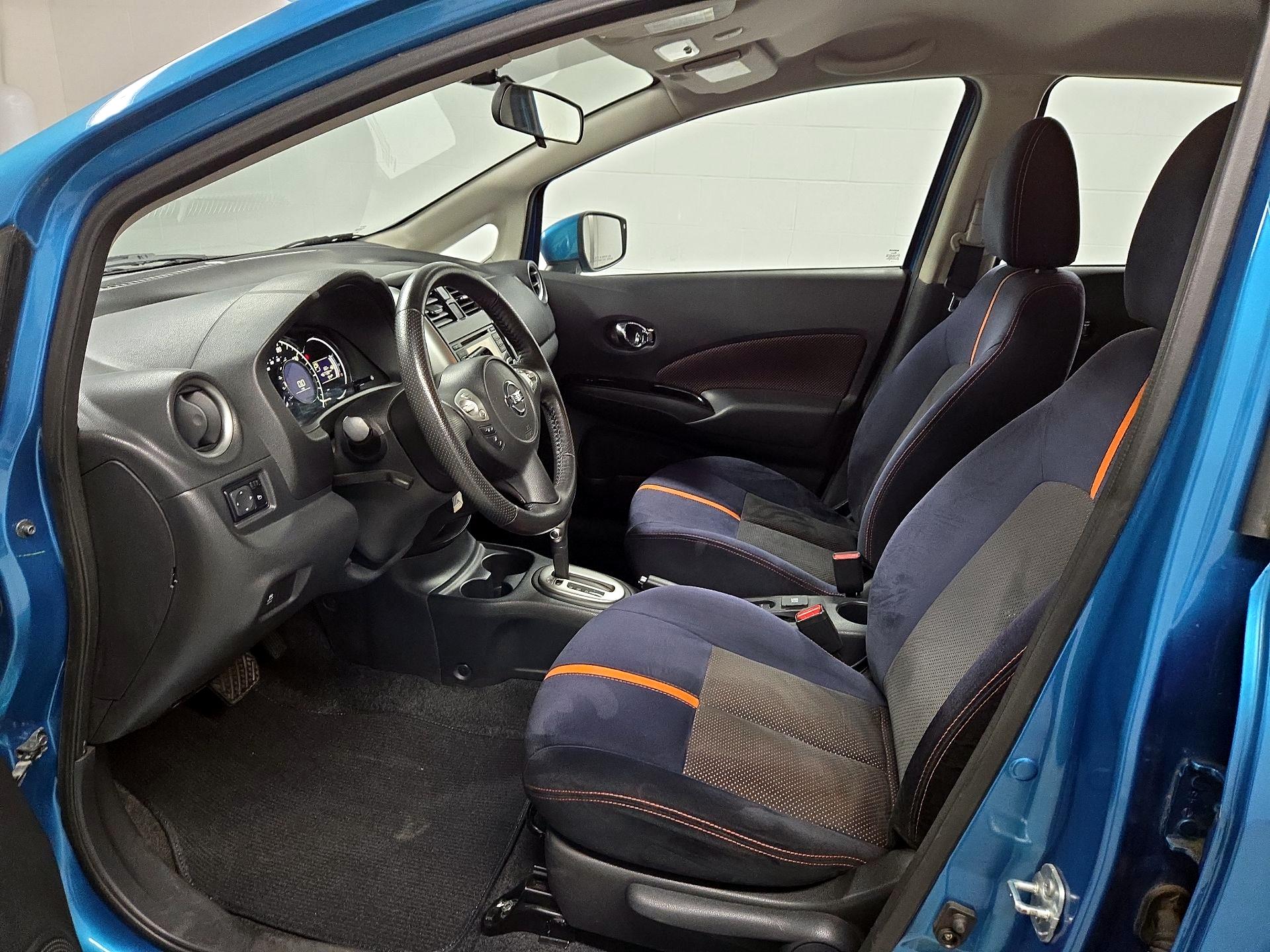 Thumbnail: 2015 Nissan Versa Note - 11