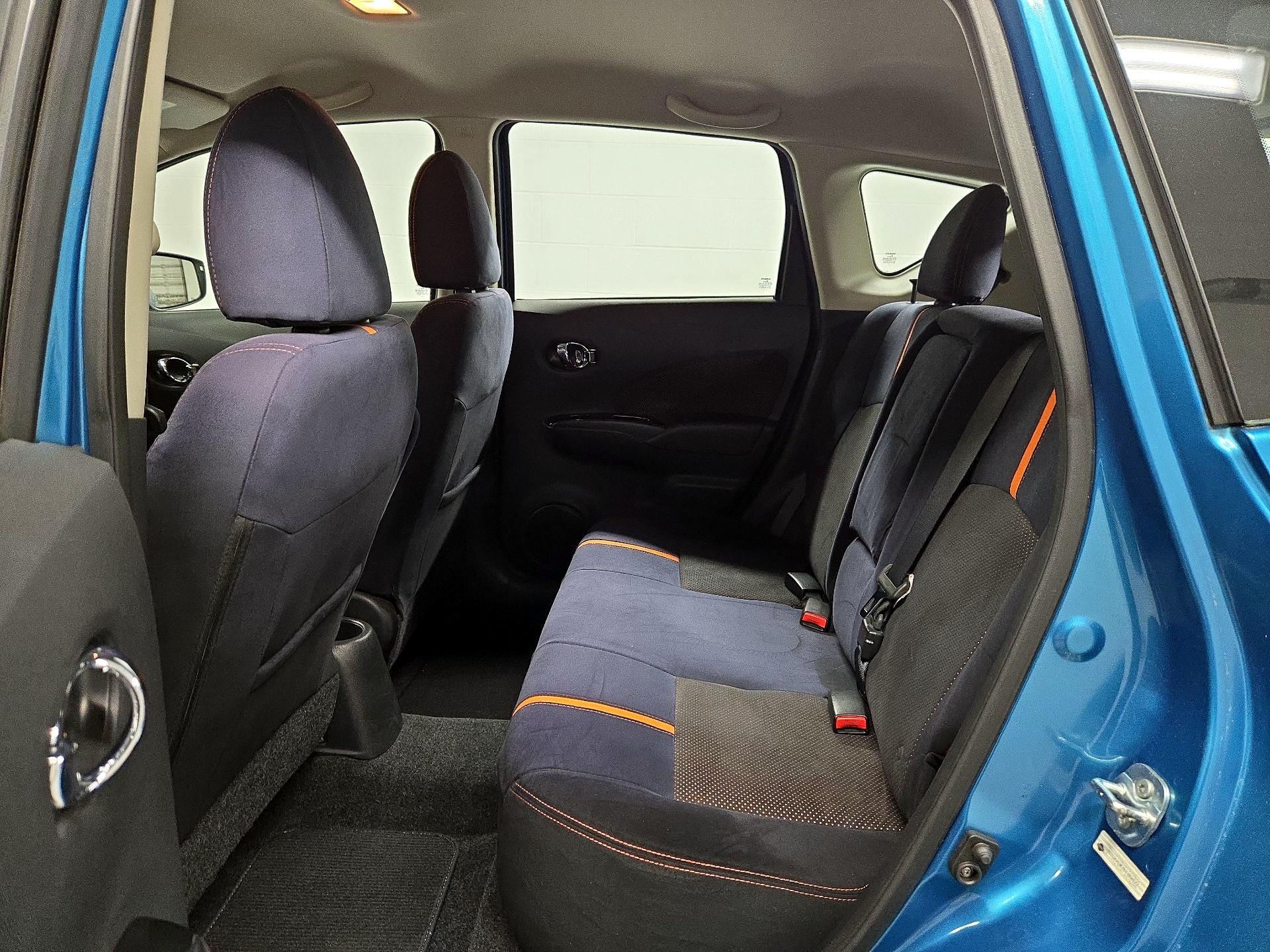 Thumbnail: 2015 Nissan Versa Note - 19