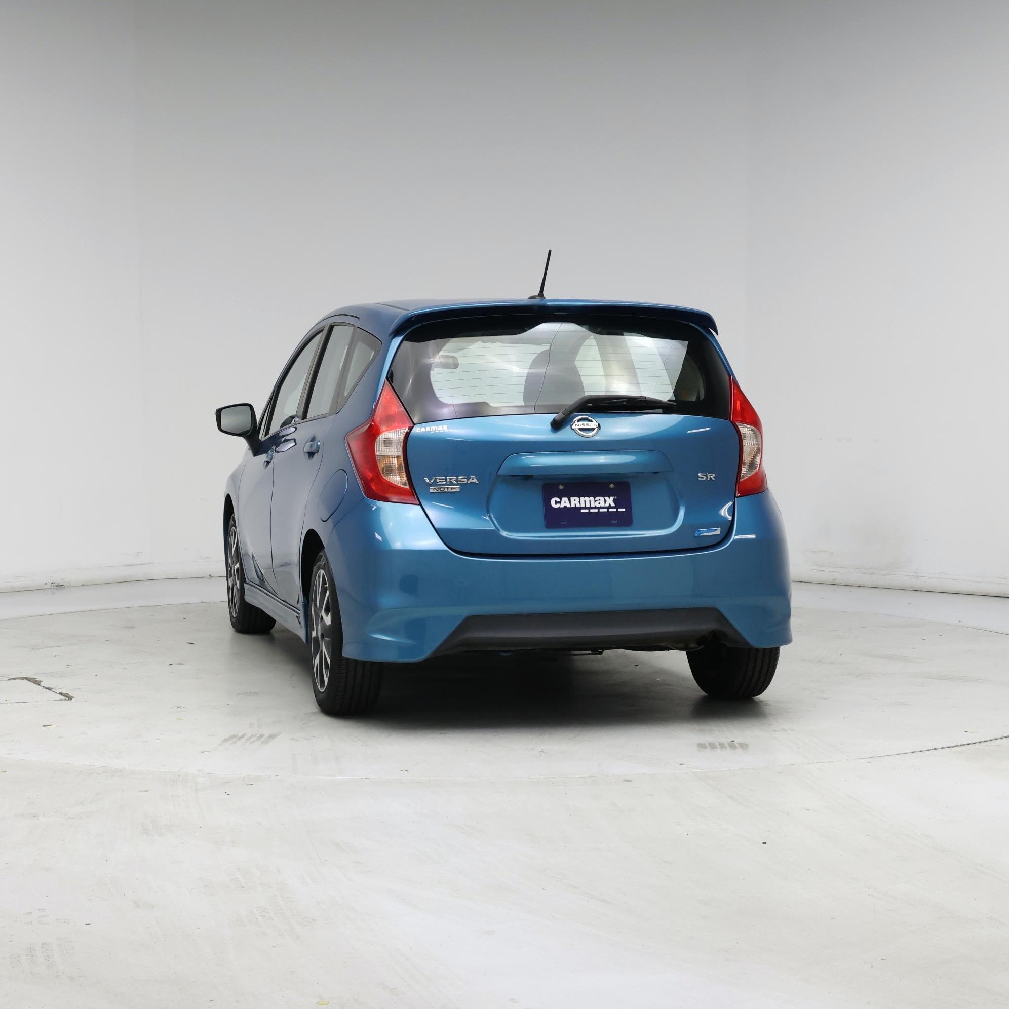 Thumbnail: 2015 Nissan Versa Note - 6