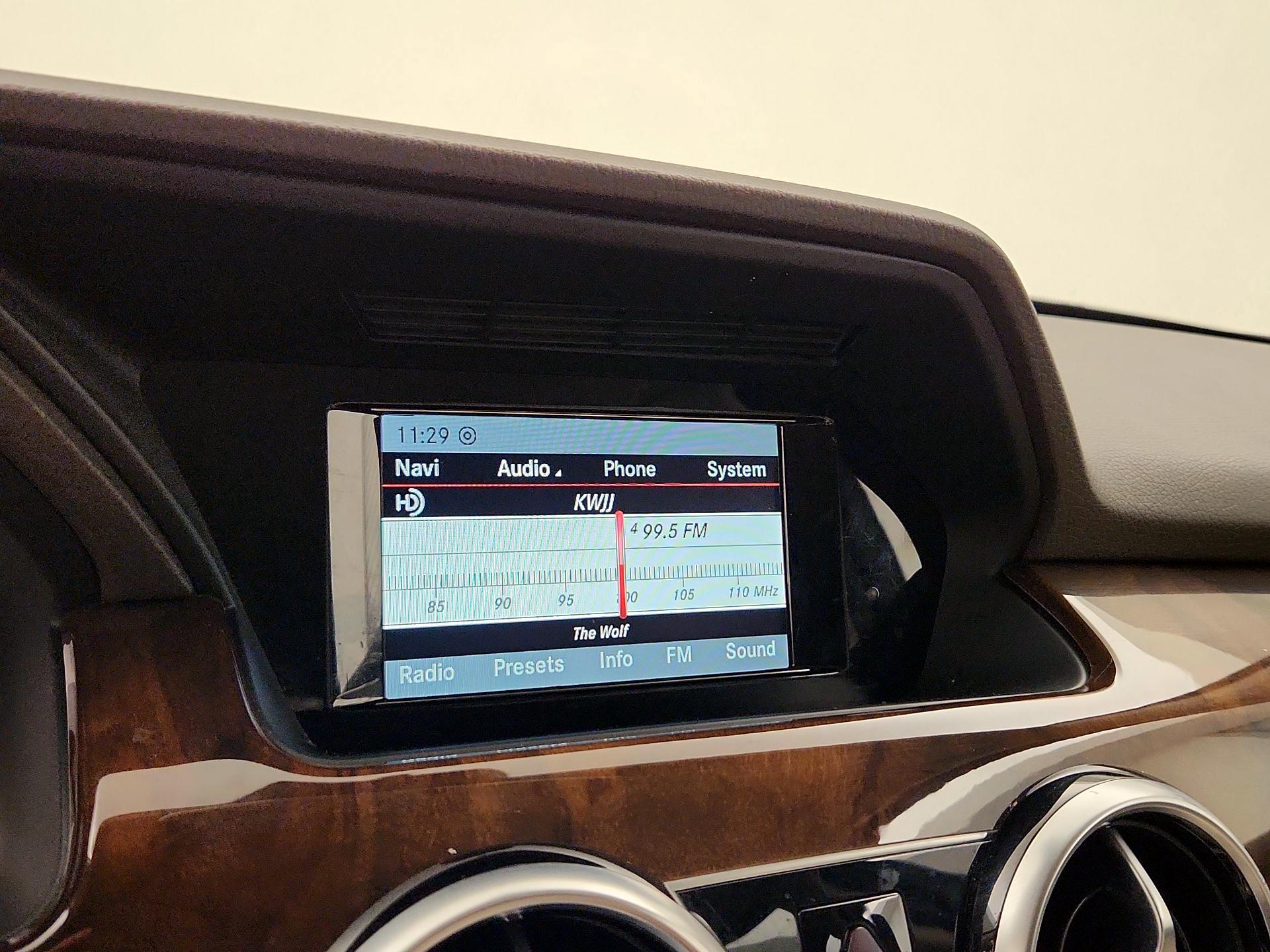 Thumbnail: 2015 Mercedes-Benz GLK - 16