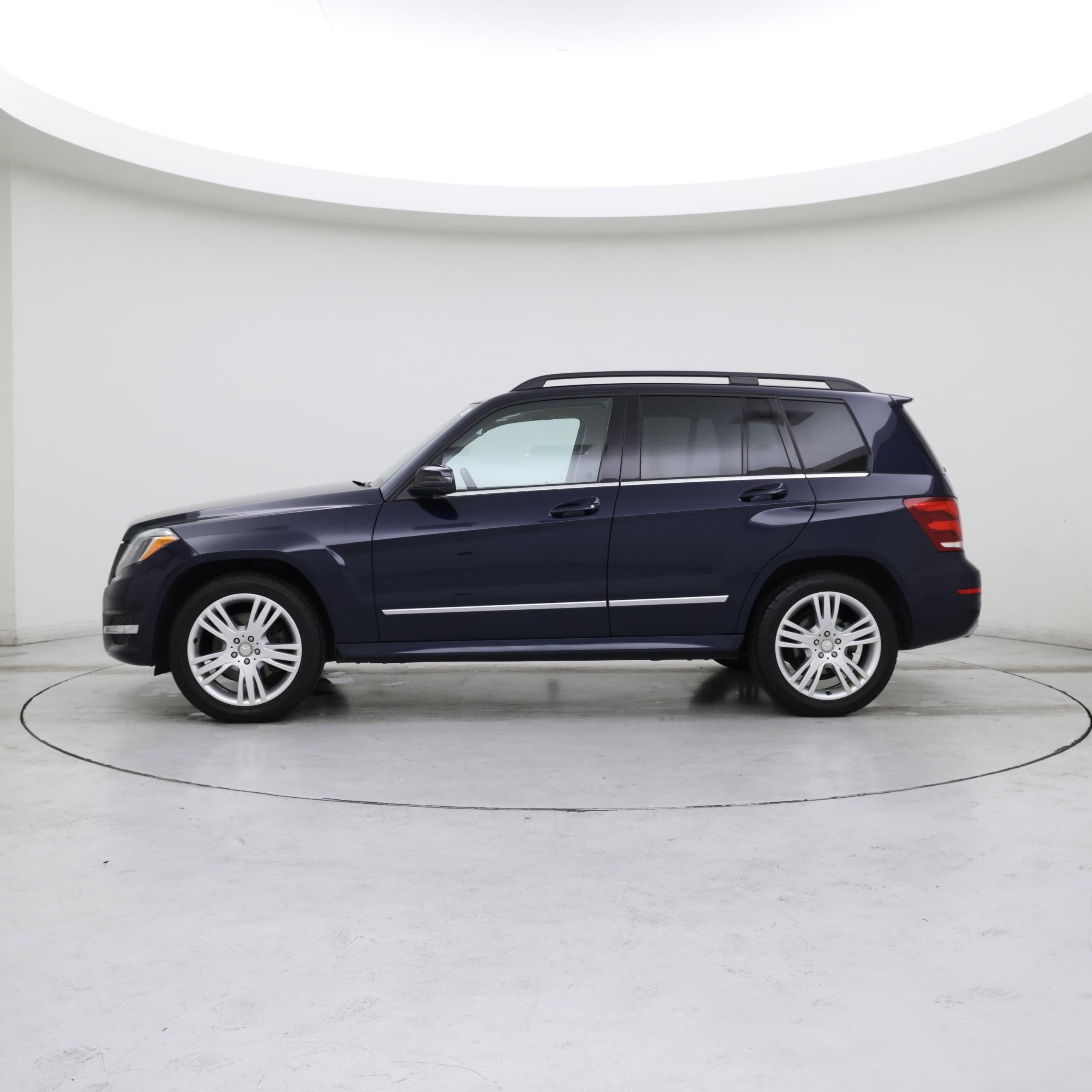 Thumbnail: 2015 Mercedes-Benz GLK - 3