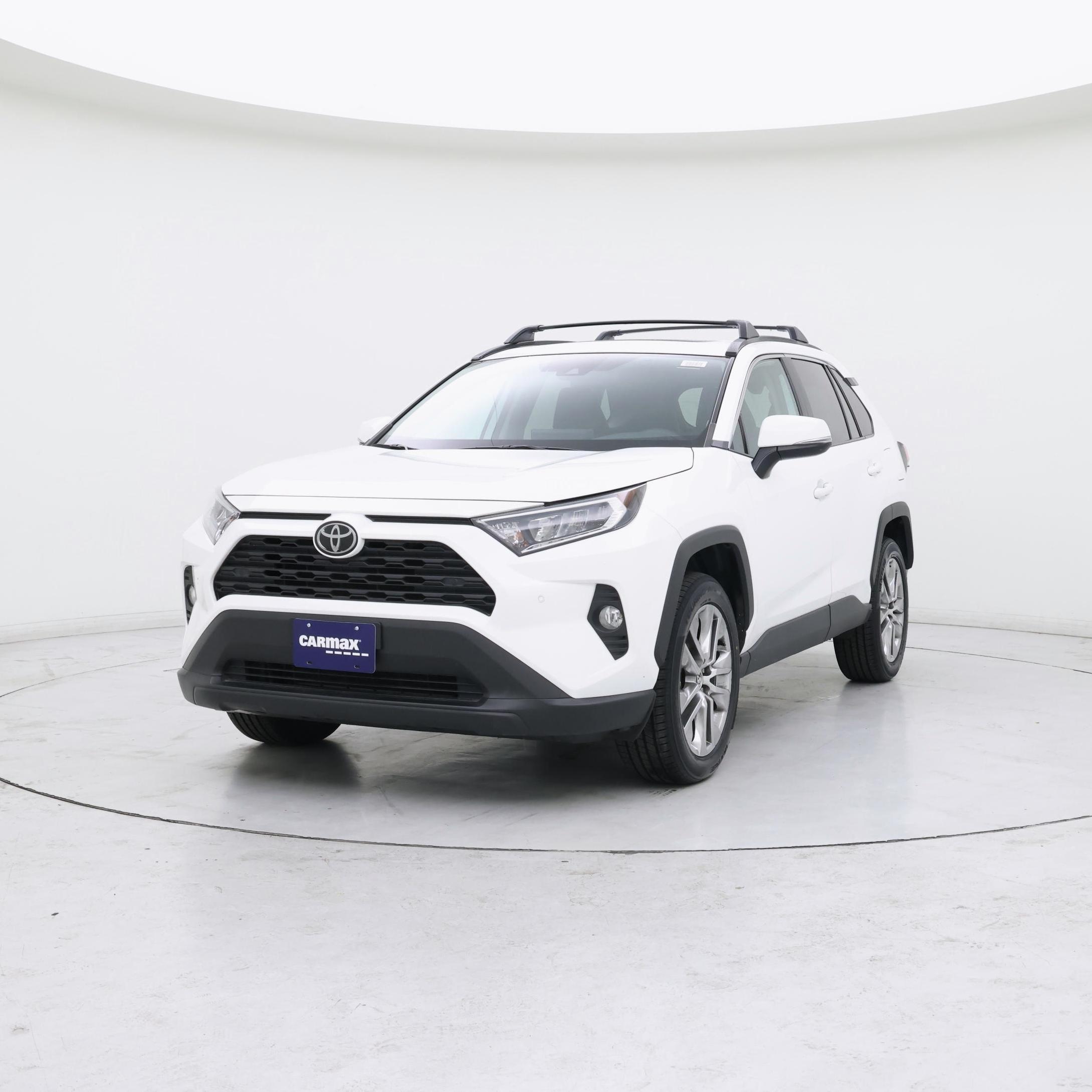 Thumbnail: 2020 Toyota RAV4 - 4