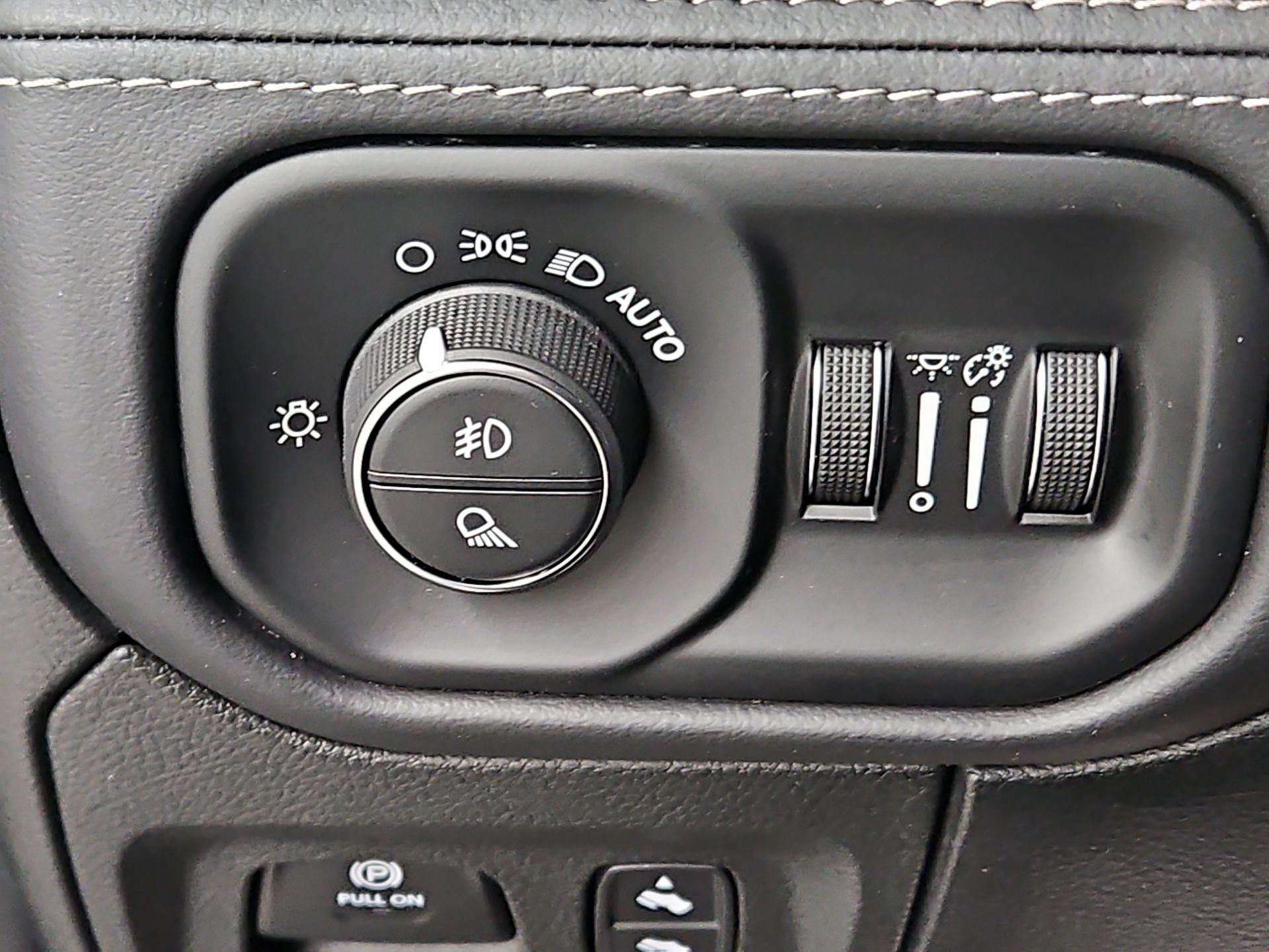 Thumbnail: 2023 RAM 1500 - 13