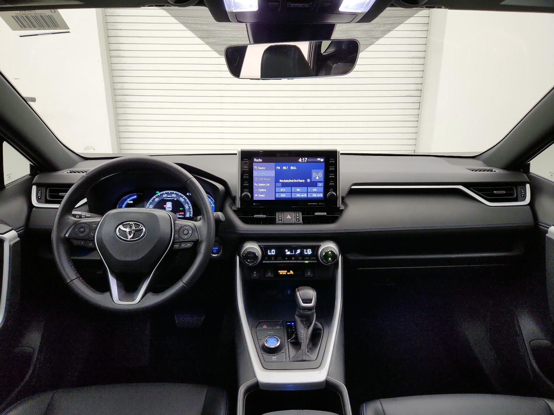 Thumbnail: 2022 Toyota RAV4 - 9