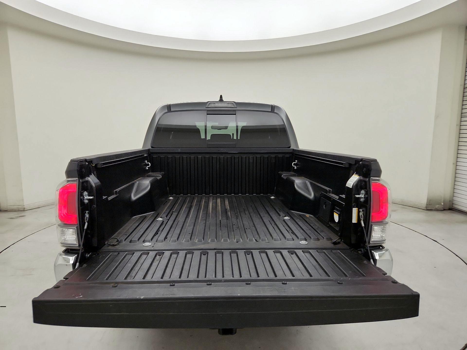 Thumbnail: 2023 Toyota Tacoma - 20