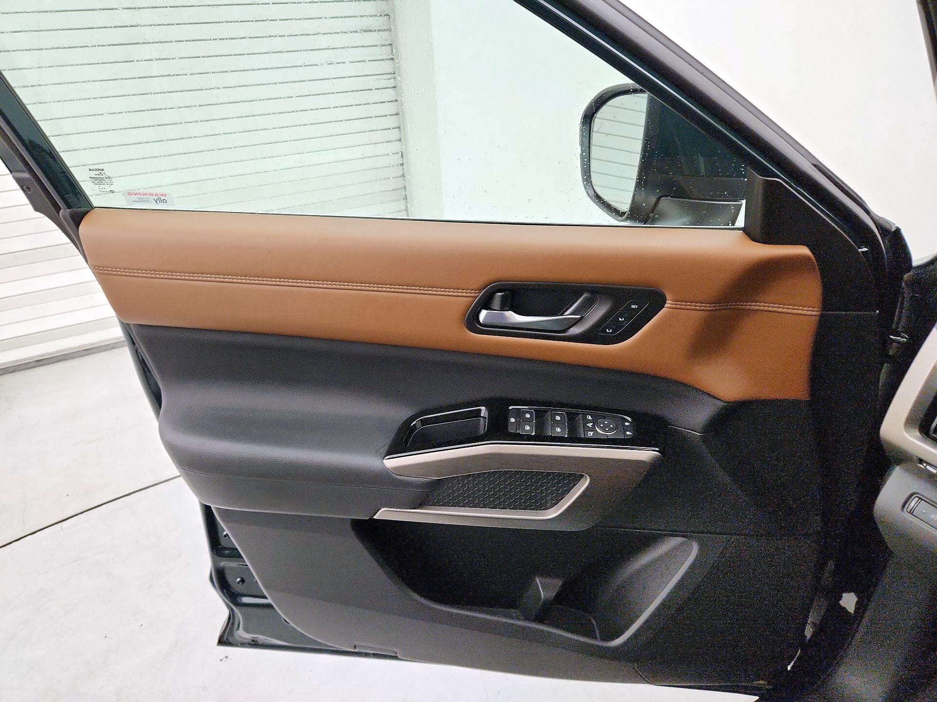 Thumbnail: 2025 Nissan Pathfinder - 12