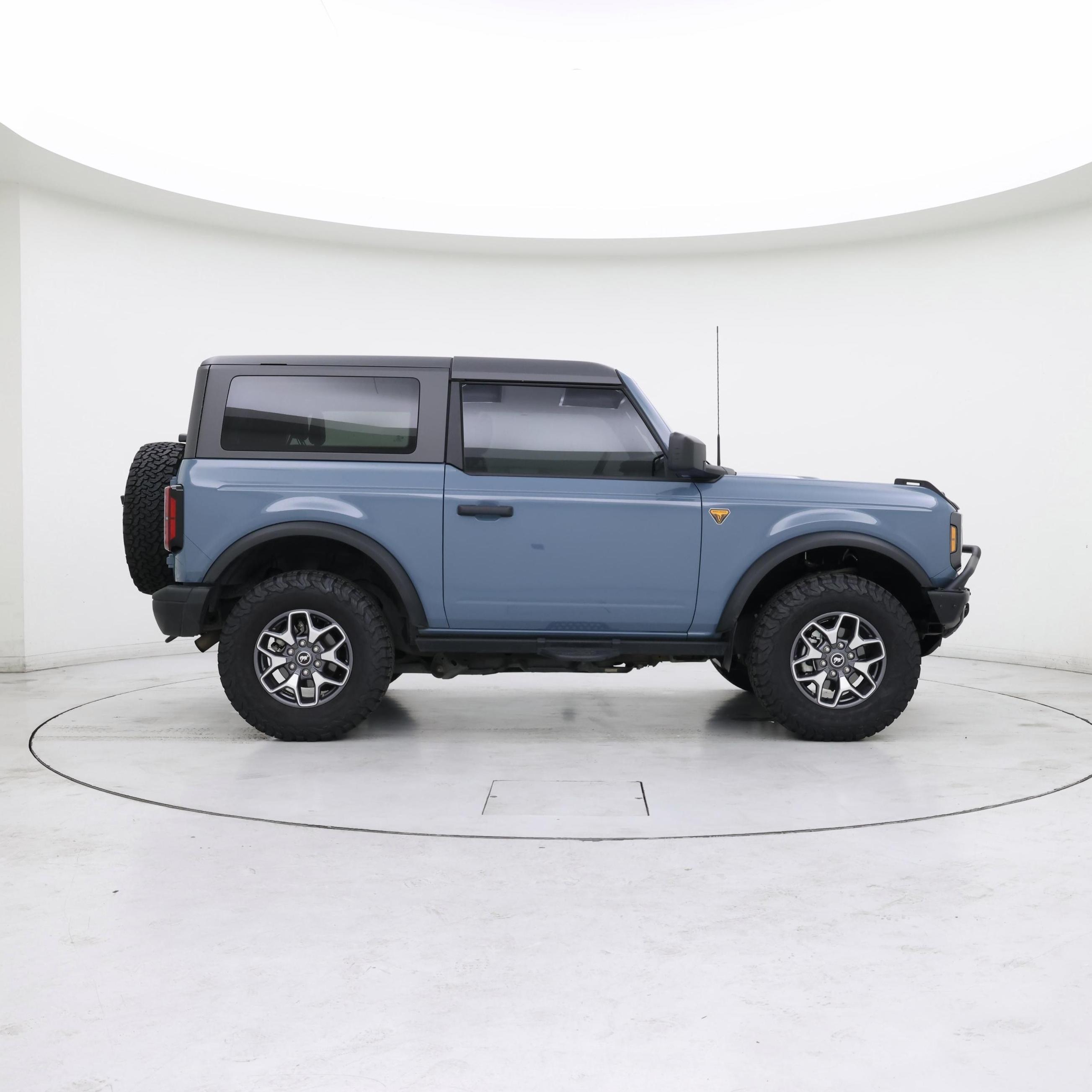 Thumbnail: 2023 Ford Bronco - 7