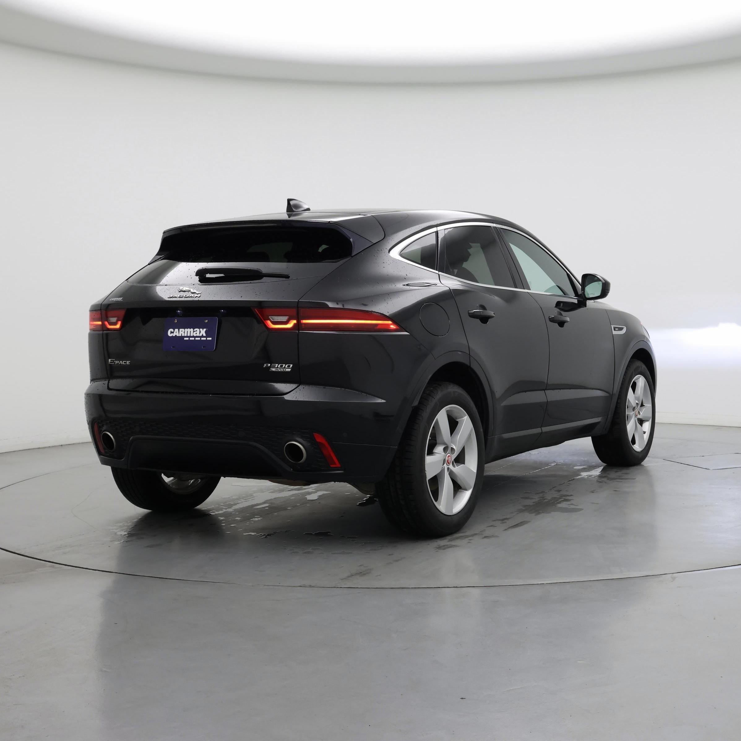 Thumbnail: 2018 Jaguar E-Pace - 8