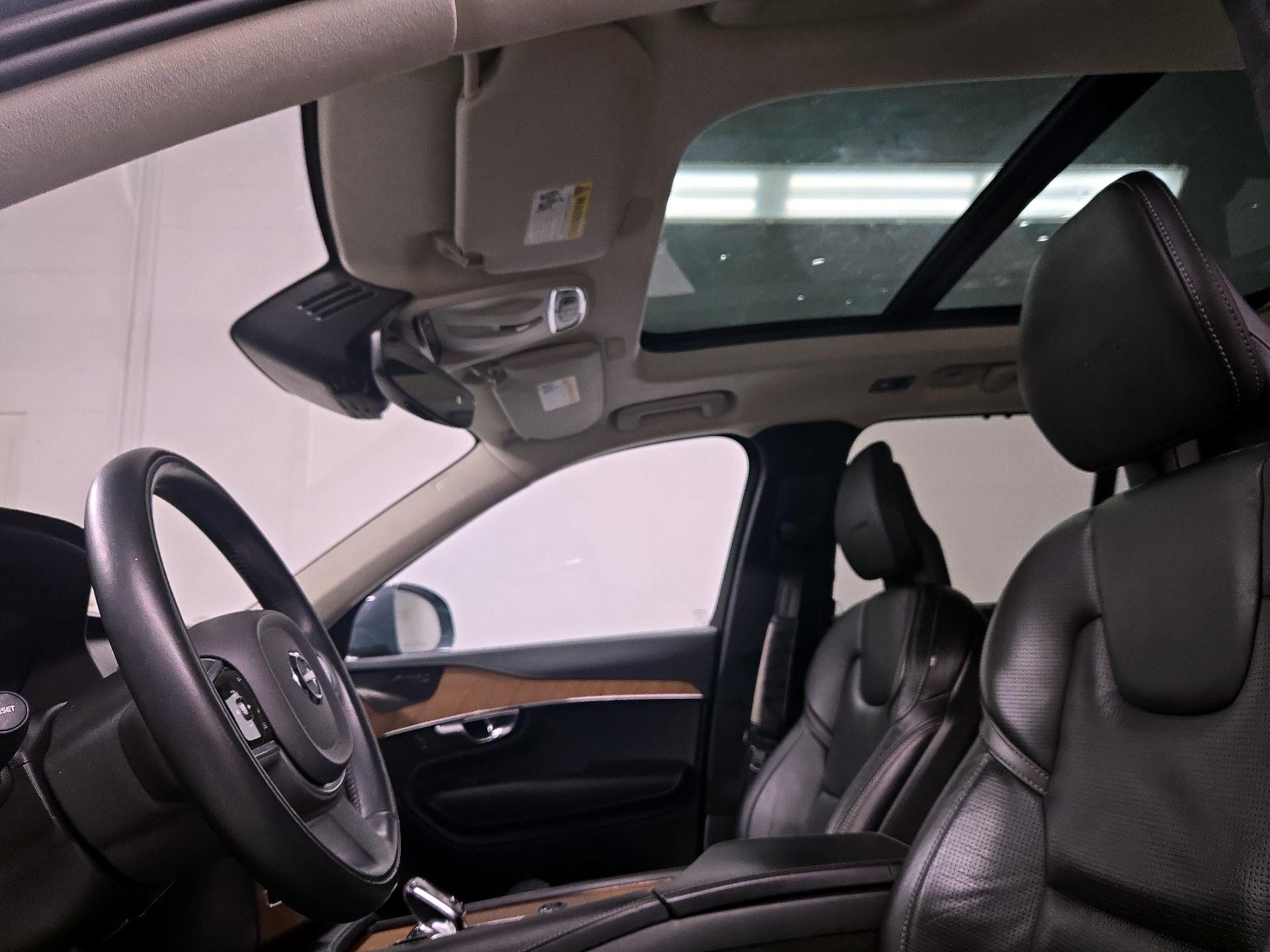 Thumbnail: 2020 Volvo XC90 - 20