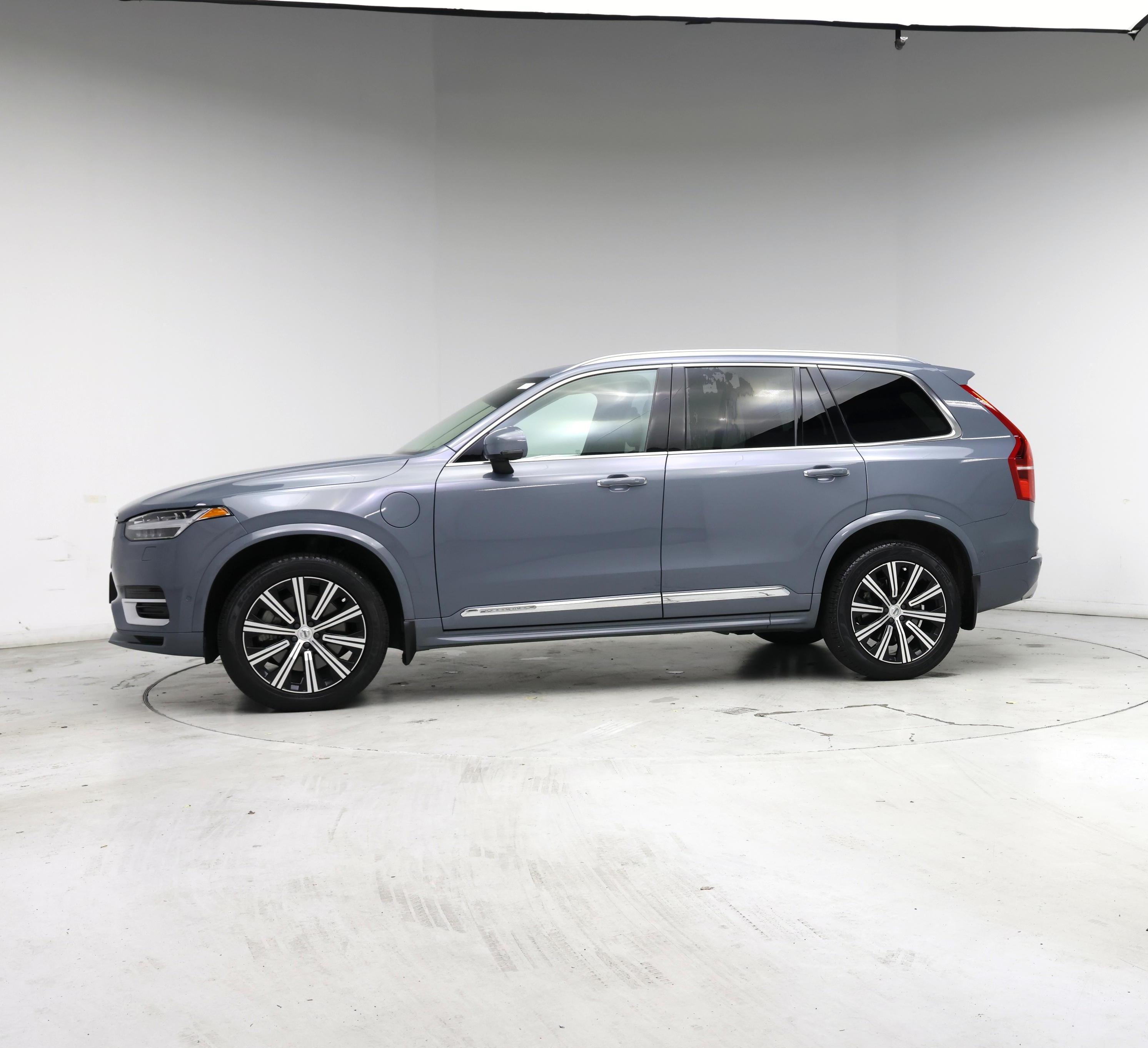 Thumbnail: 2020 Volvo XC90 - 3