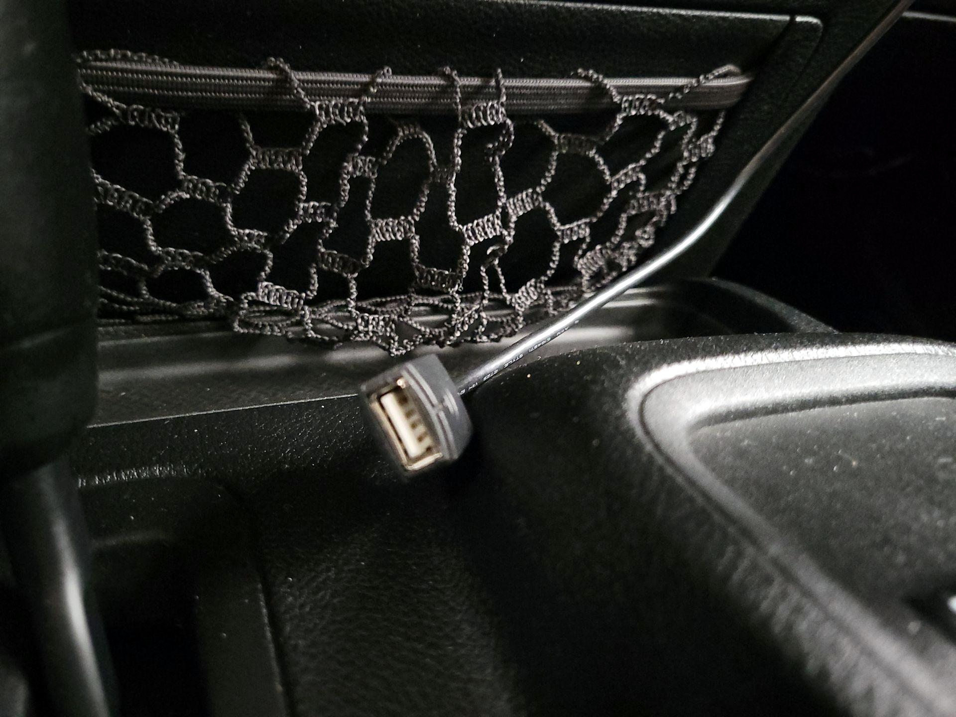 Thumbnail: 2014 Jeep Wrangler - 16