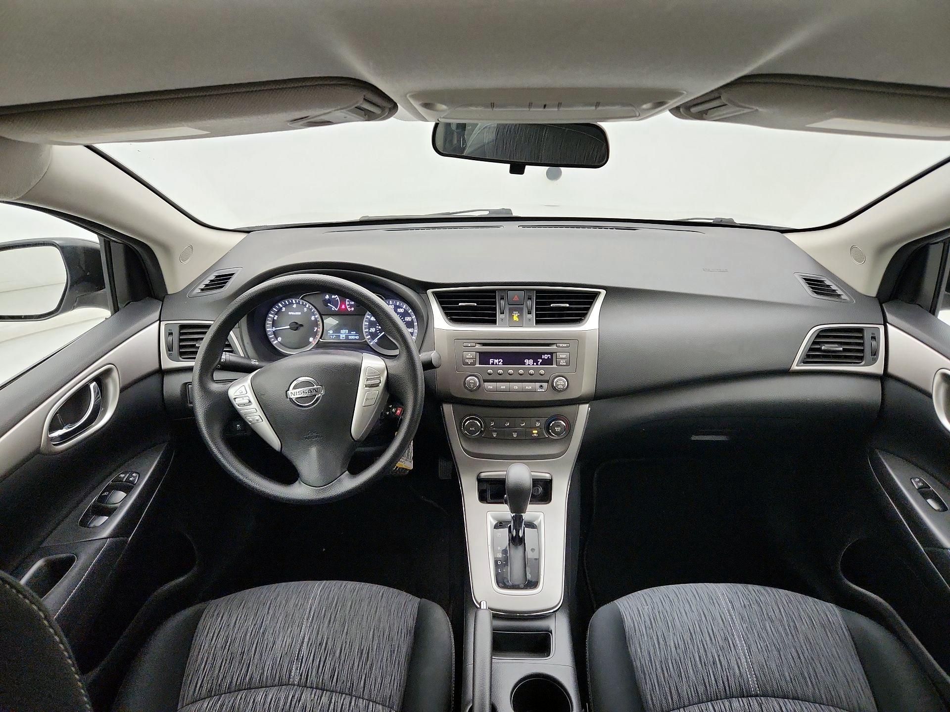 Thumbnail: 2014 Nissan Sentra - 9