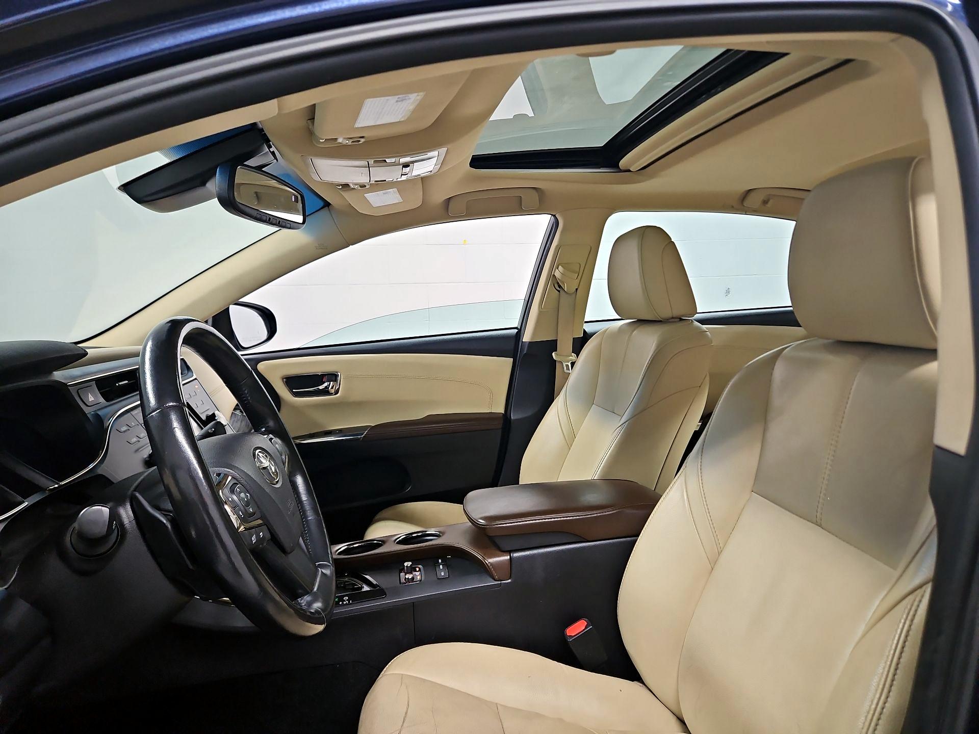 Thumbnail: 2017 Toyota Avalon - 19