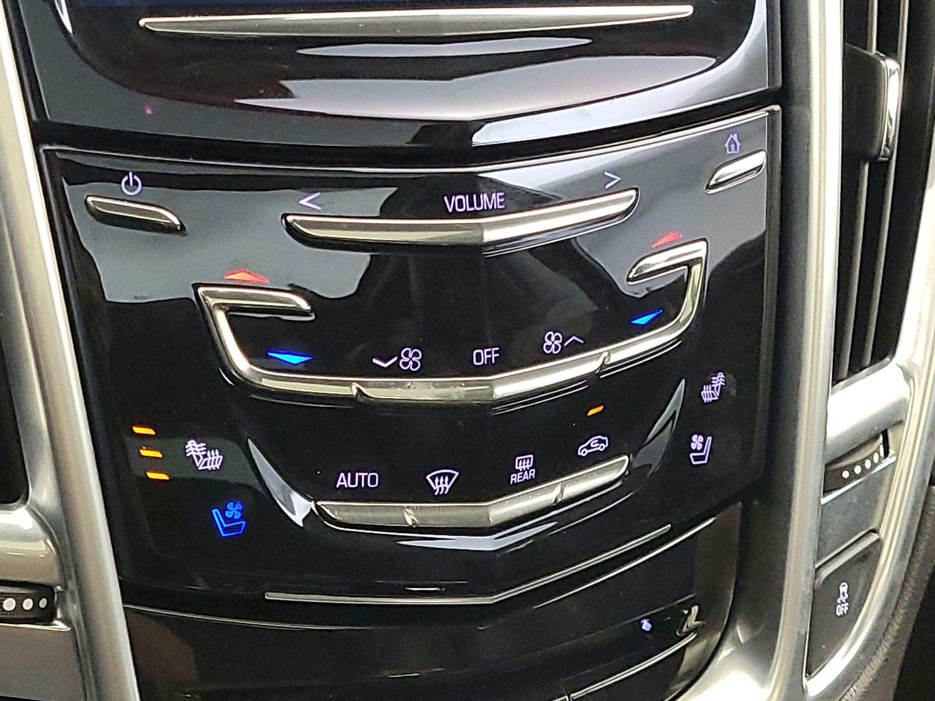 Thumbnail: 2016 Cadillac SRX - 17