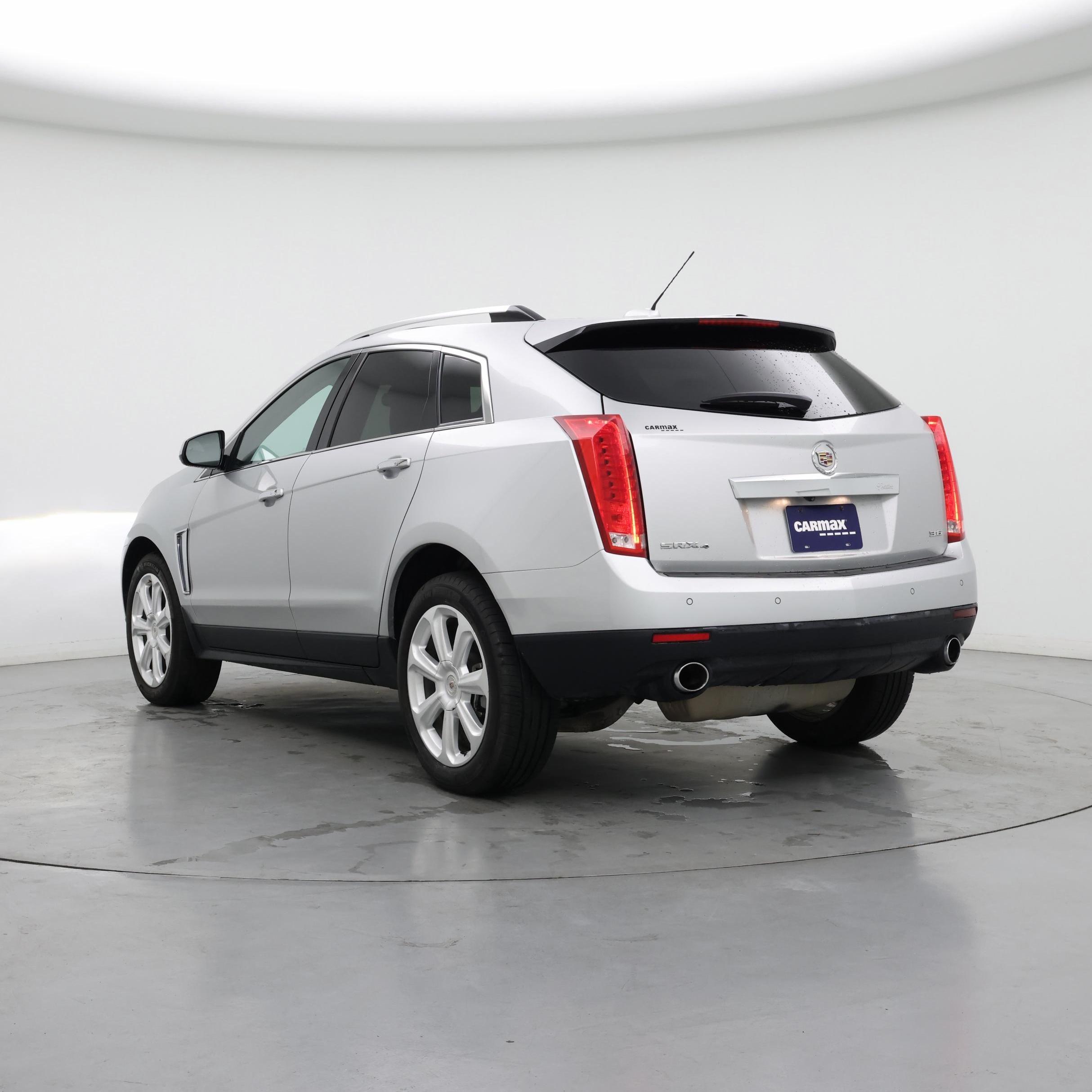 Thumbnail: 2016 Cadillac SRX - 2