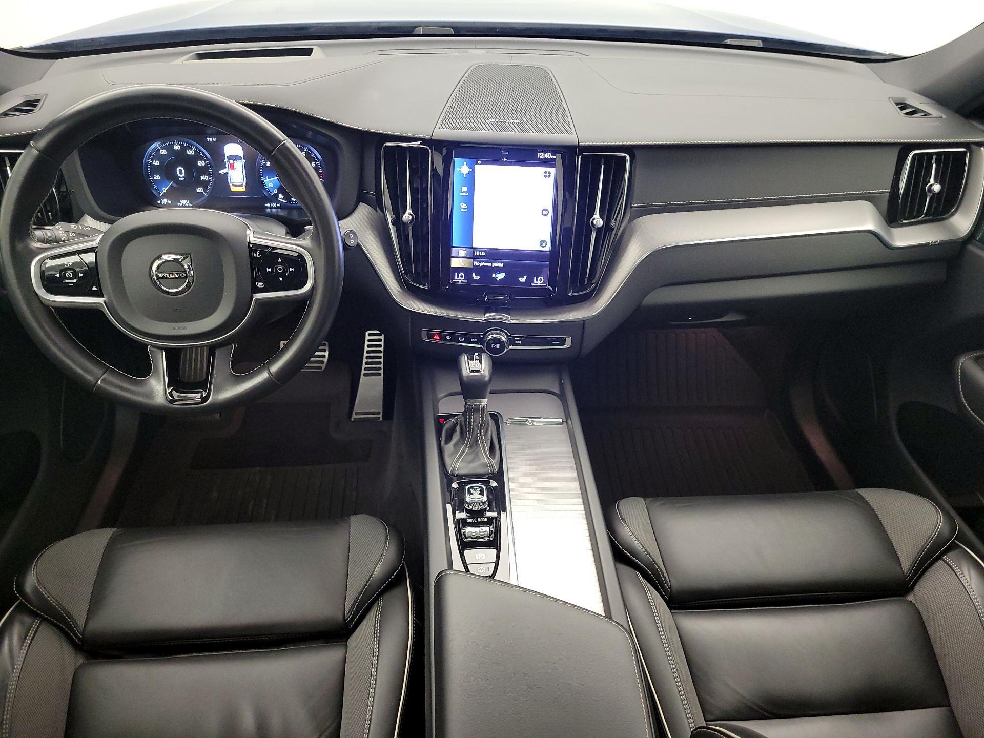 Thumbnail: 2021 Volvo XC60 - 9