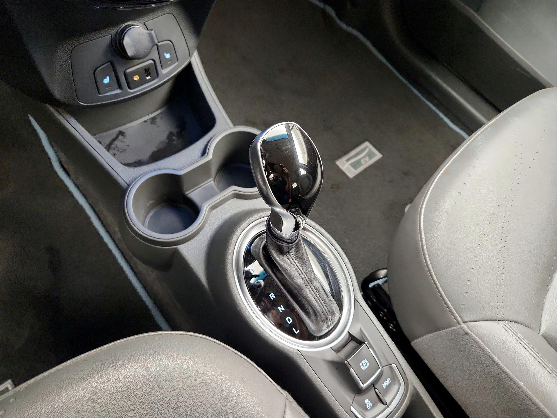 Thumbnail: 2015 Chevrolet Spark - 16