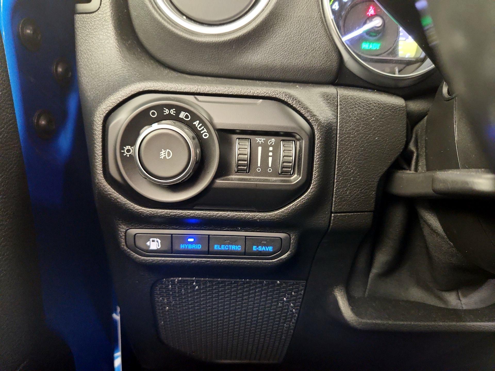 Thumbnail: 2021 Jeep Wrangler - 13