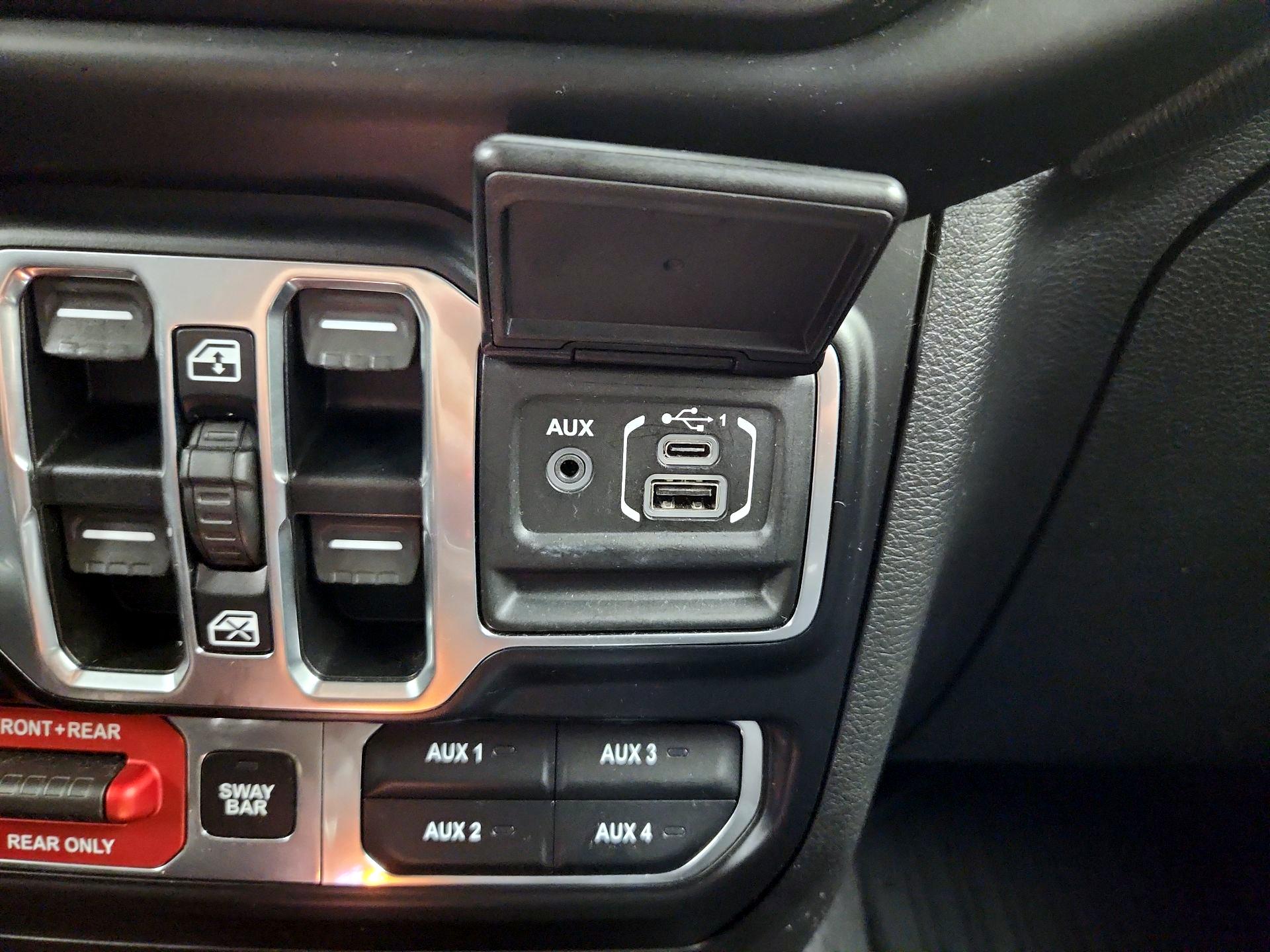 Thumbnail: 2021 Jeep Wrangler - 19