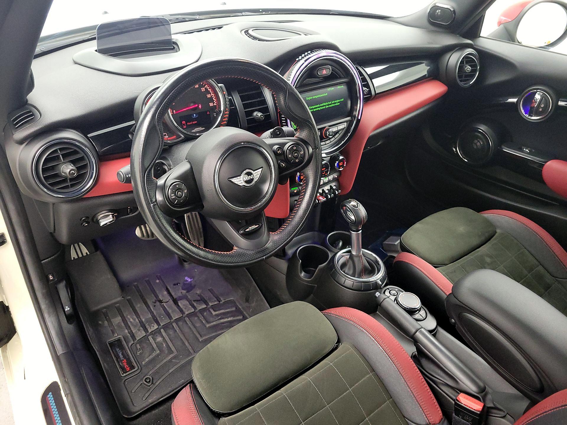Thumbnail: 2017 MINI Cooper - 9