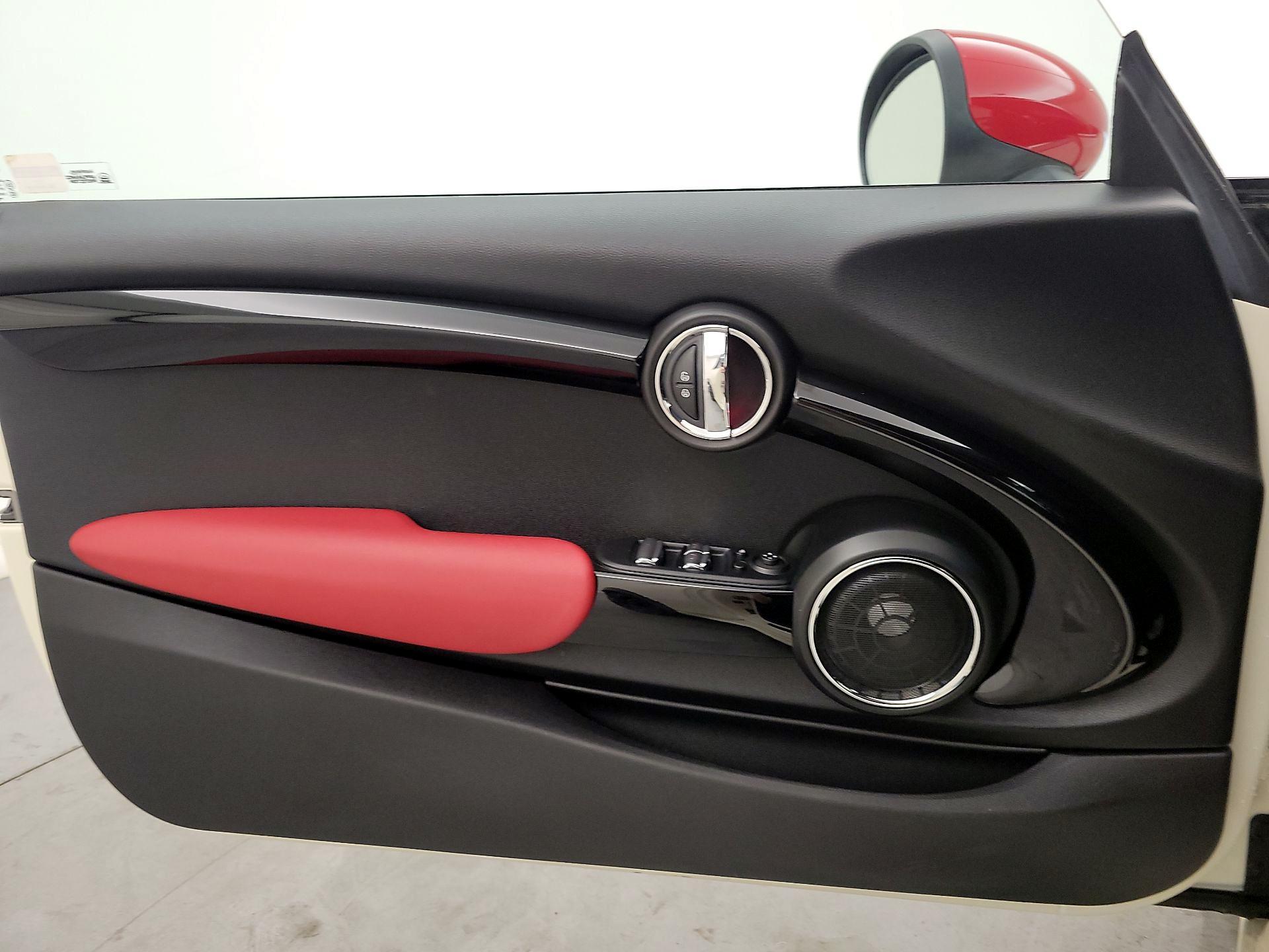 Thumbnail: 2017 MINI Cooper - 12